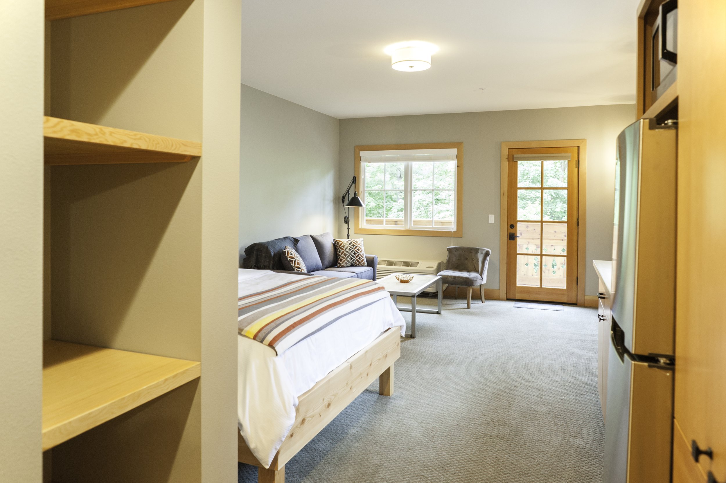 Bedard_Suites on Main St_9357.jpg