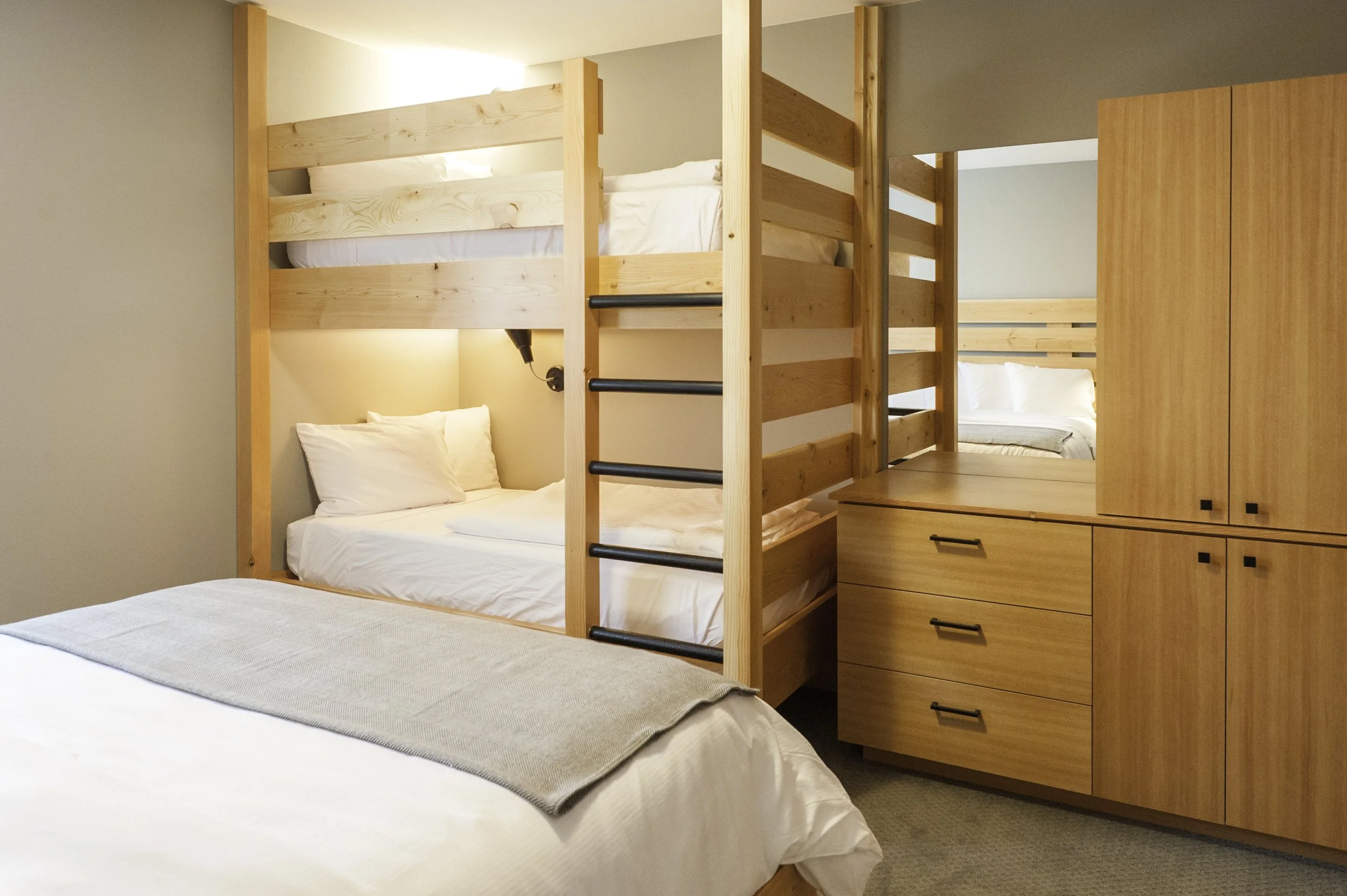 bedroom bunk beds