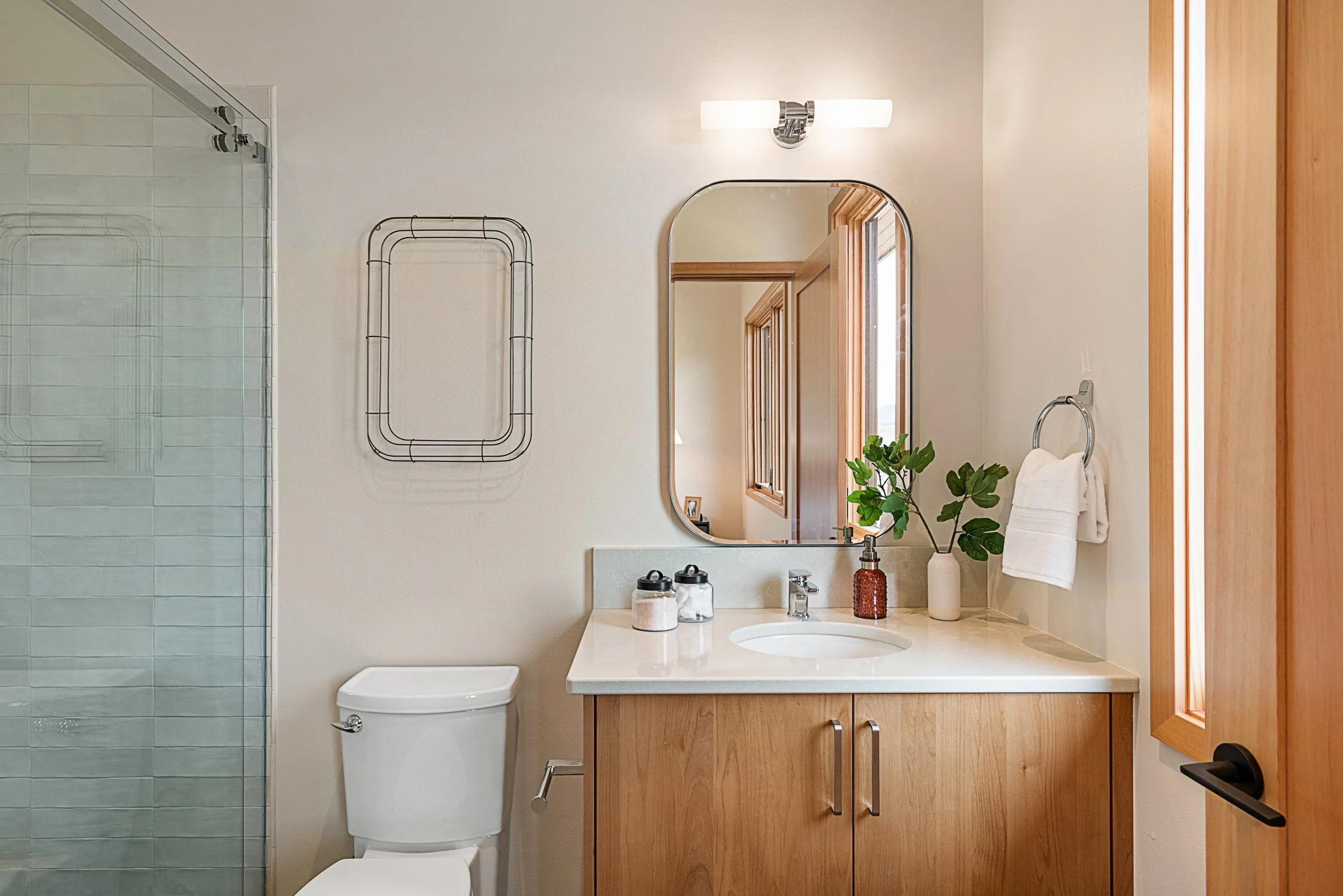 671 Ravens Home Lane interior-28.jpg