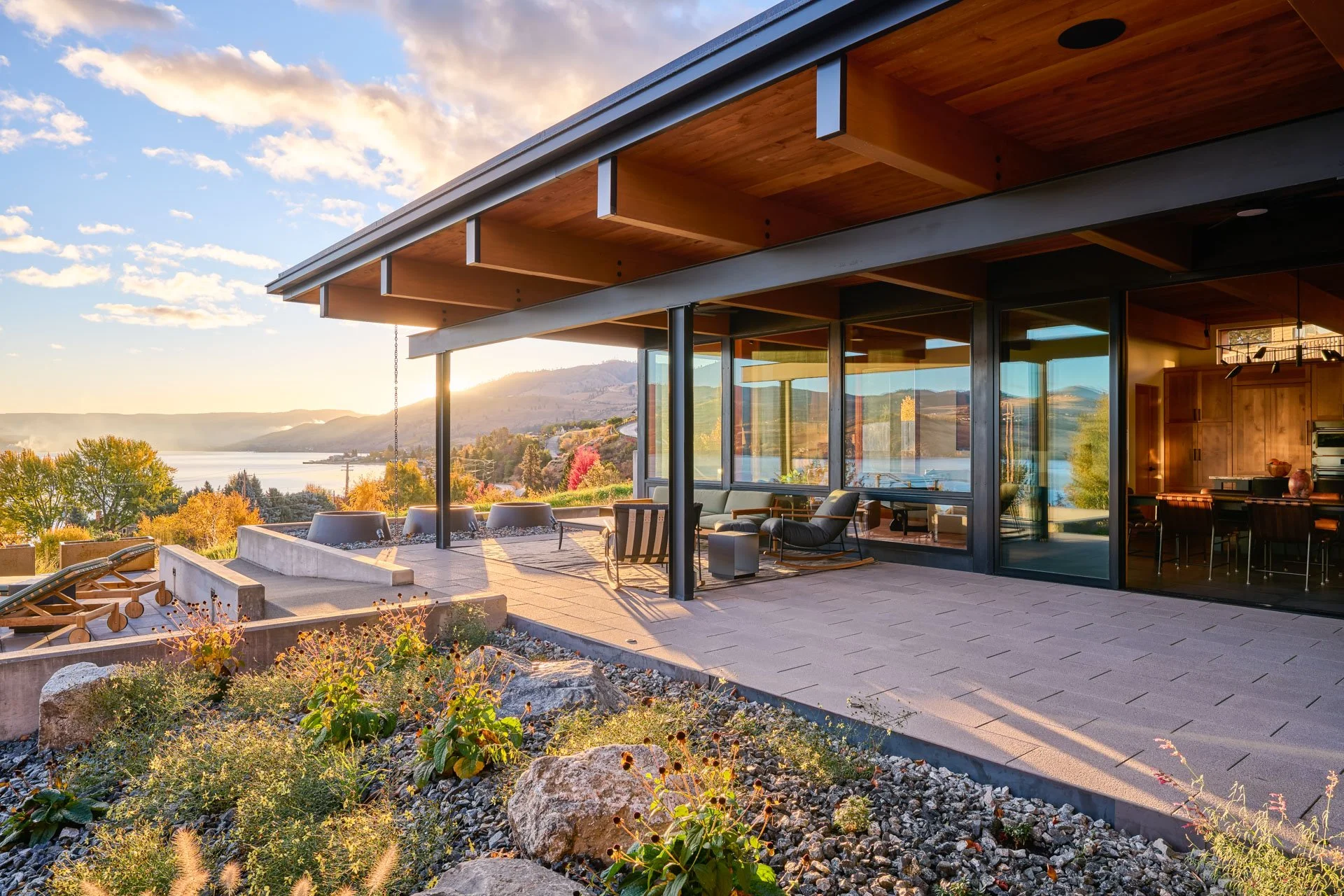 LAKEVIEW HOUSE