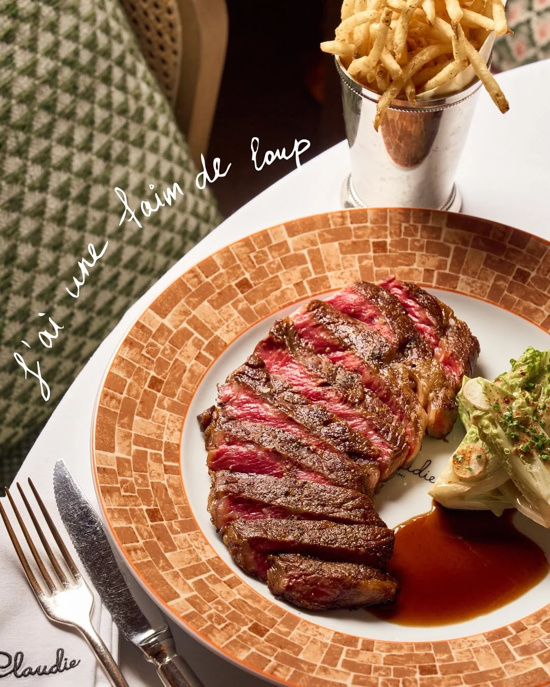 Entrec&ocirc;te Wagyu &amp; Frites, live music, and the kind of Riviera charm only Claudie can create ✨ Reserve your table at the link in bio