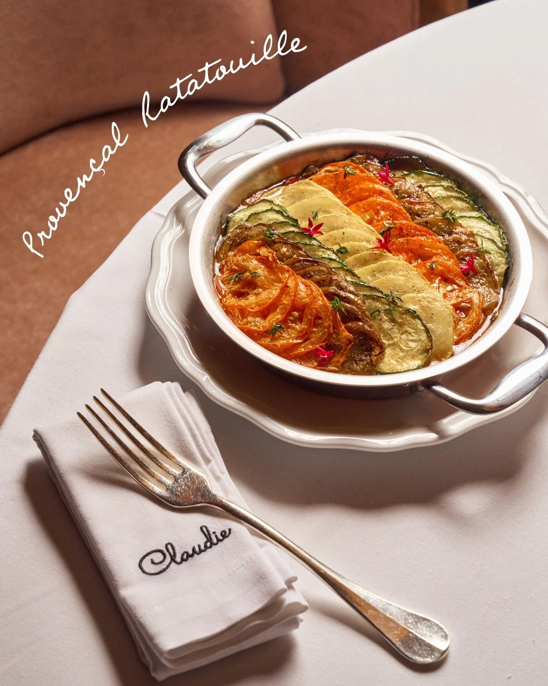 From vibrant vegetables to indulgent accompaniments, our dinner sides are made to be passed, paired, and remembered. ✨