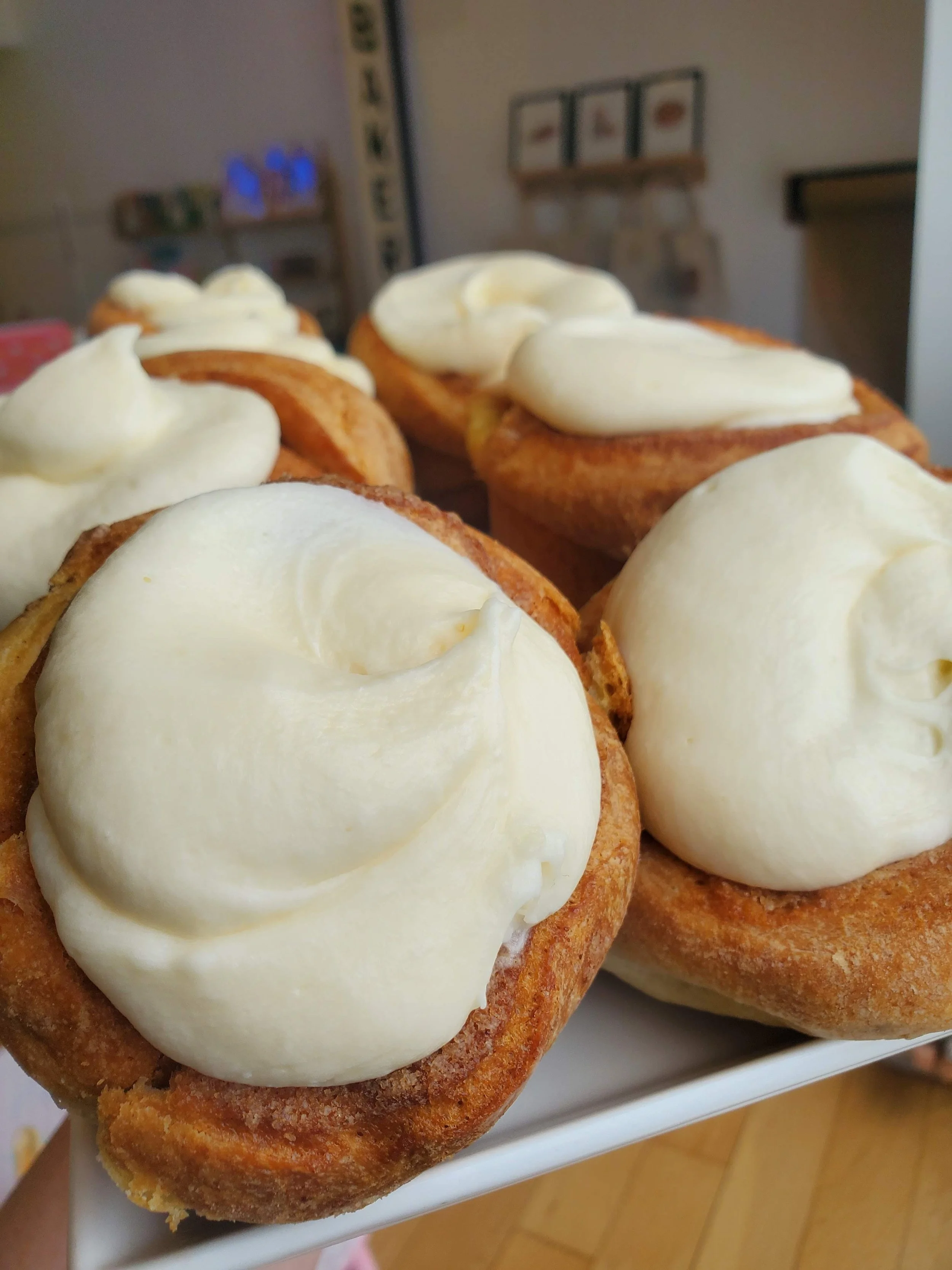 6 Pack Brioche Cinnamon Rolls