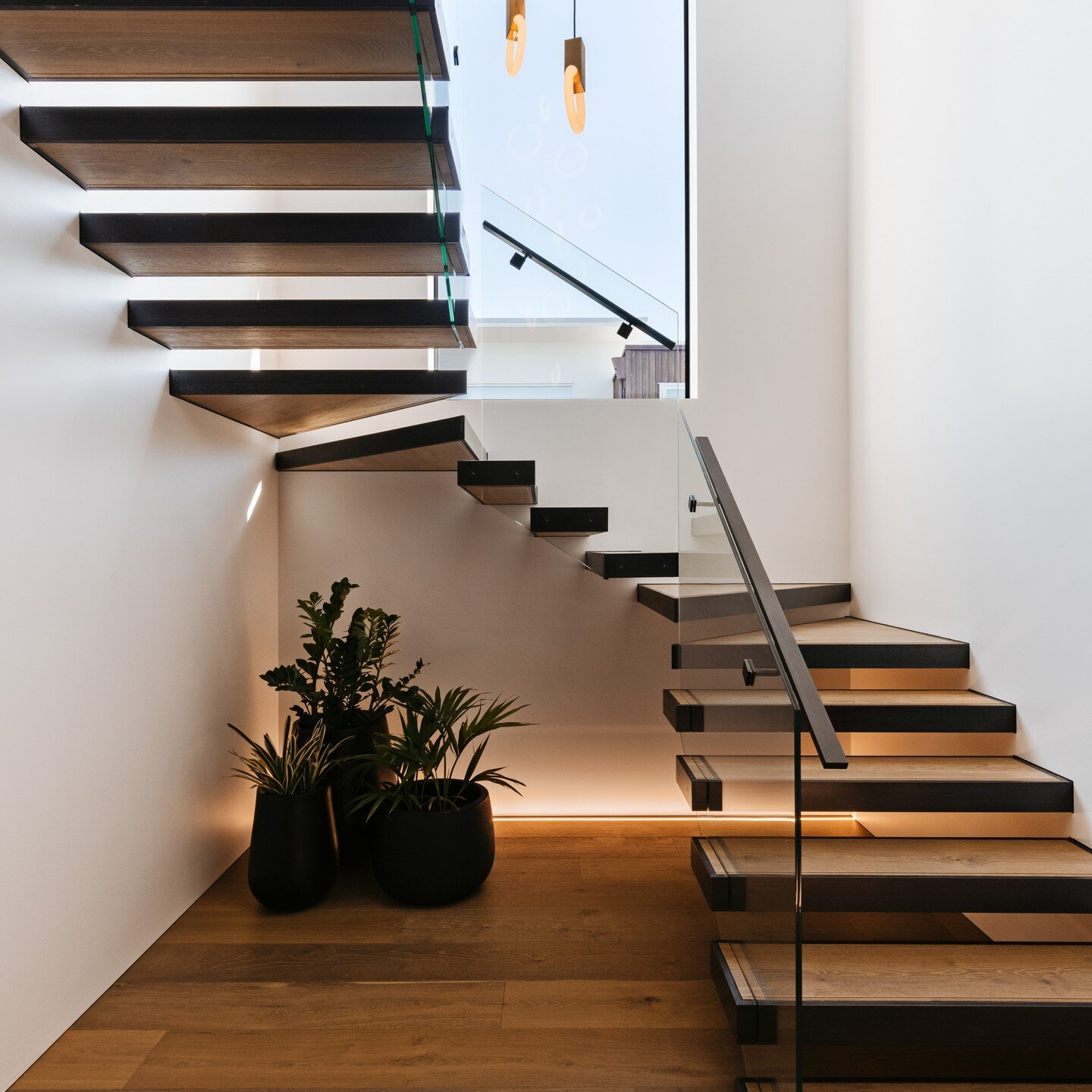 Stunning two-level custom-built raw steel stairs on one of our recently completed projects. Suspended effortlessly from the concrete wall, they redefine modern elegance. But there's more than meets the eye! Each steel tread is meticulously wrapped in