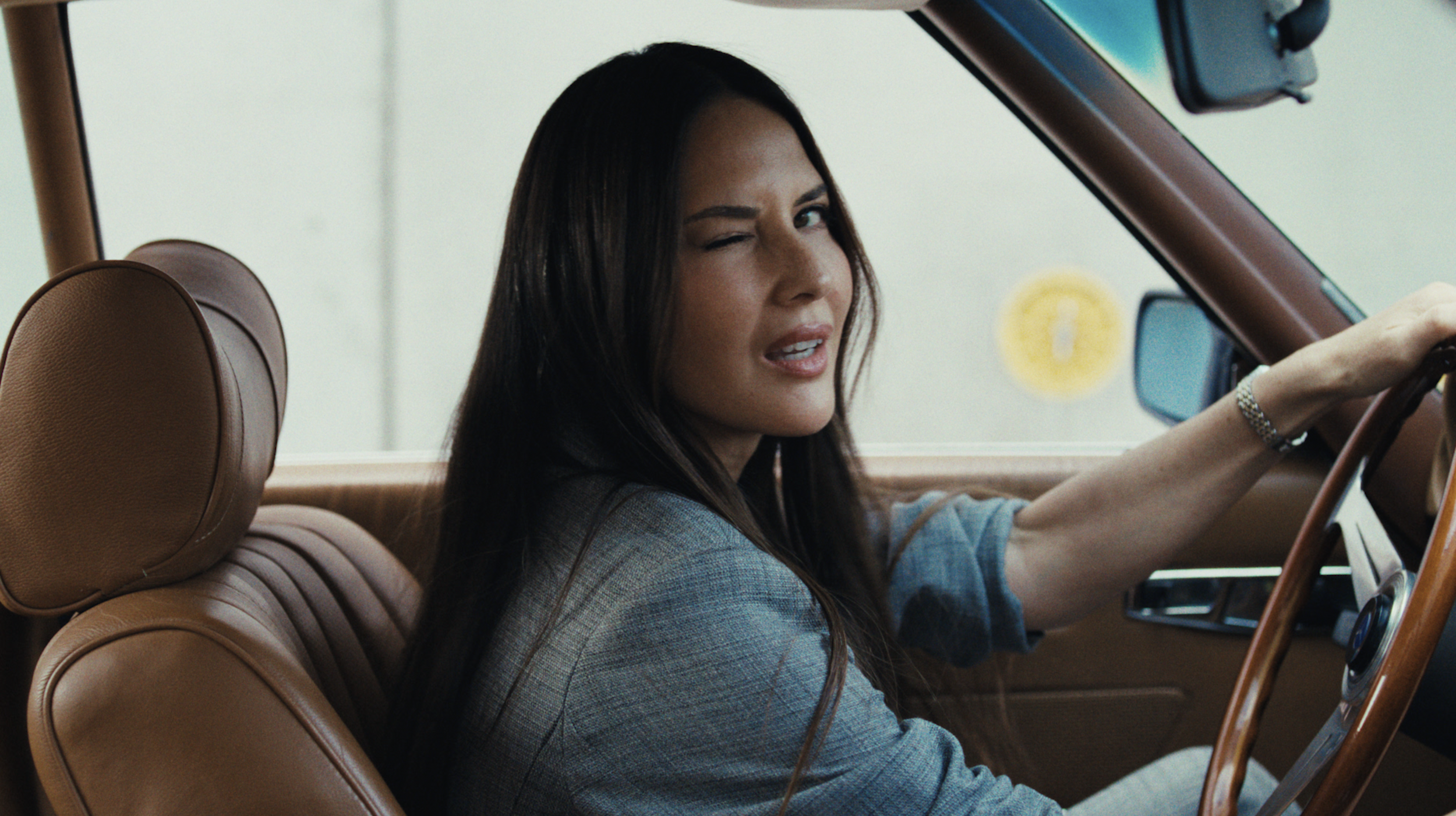 anne-klein-fw26-olivia-munn-8.png