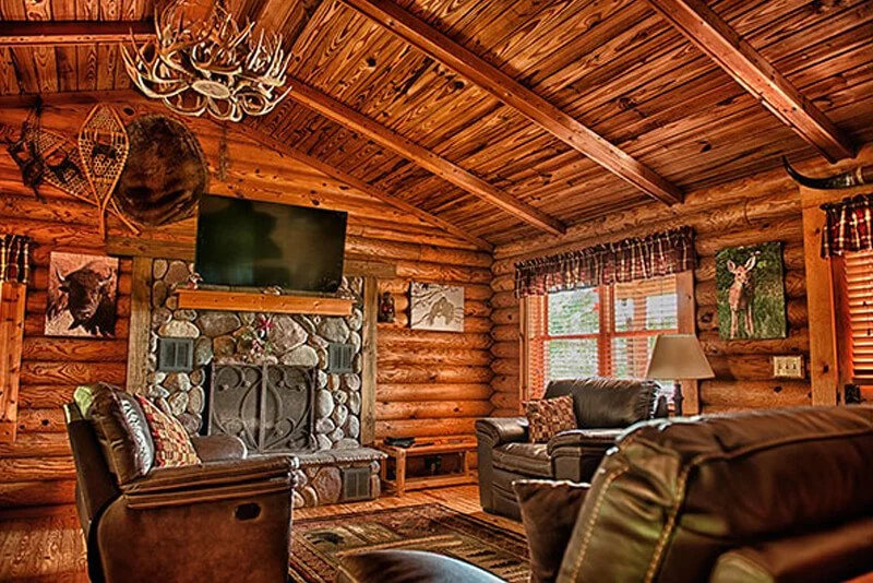 Cabins Near Old Man's Cave (And What to Expect on the Trail)