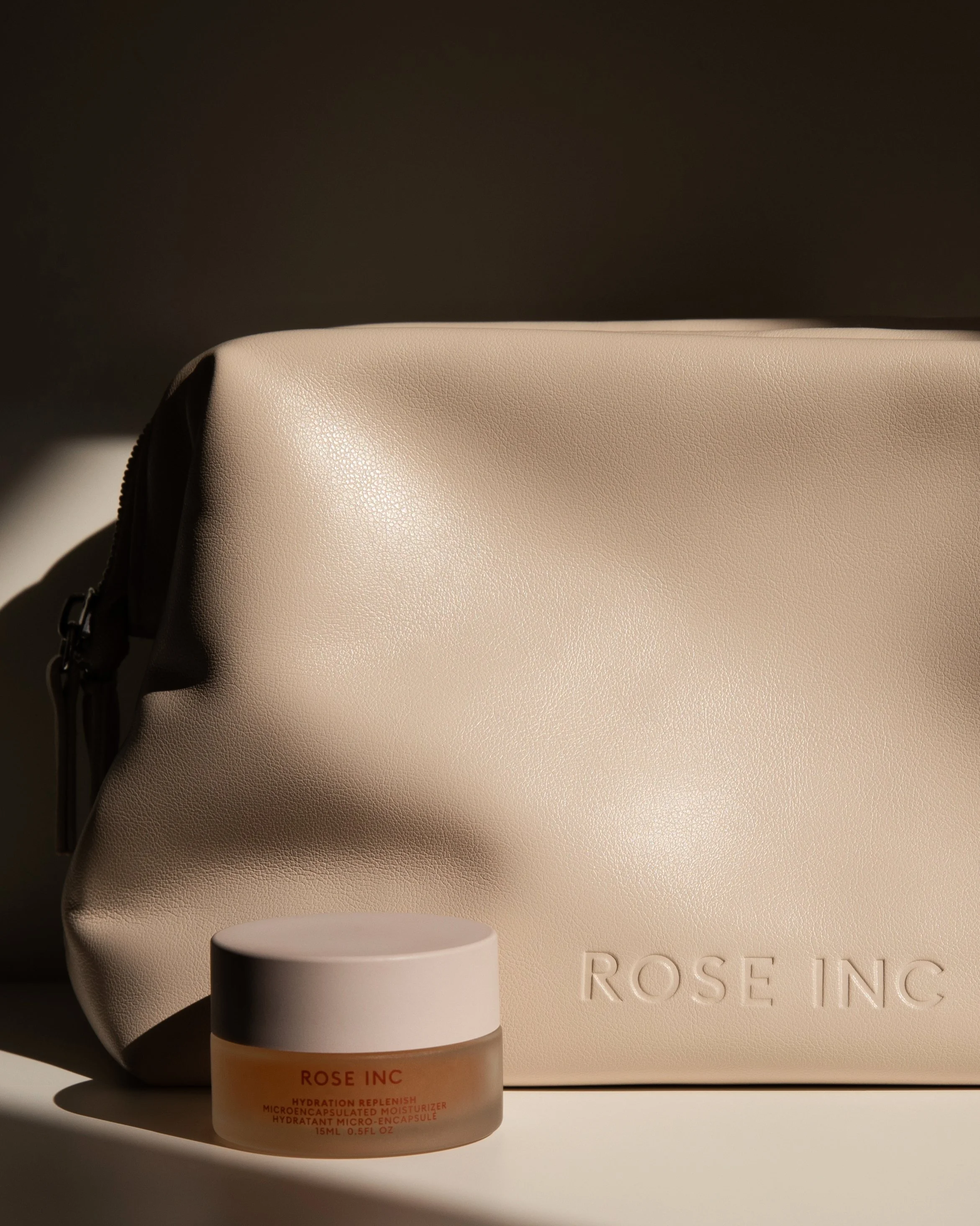 LH_Pouch_Travel_Moisturiser_02_crop (1).jpg