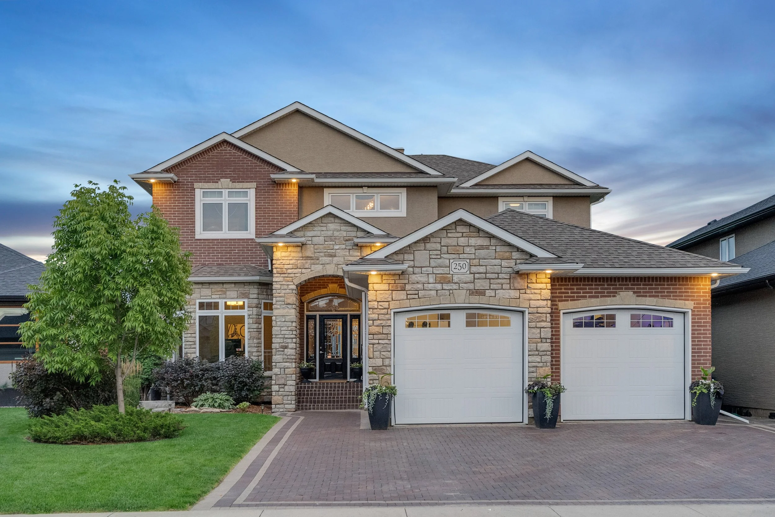 250 Whalley Cres (3 of 78).jpg