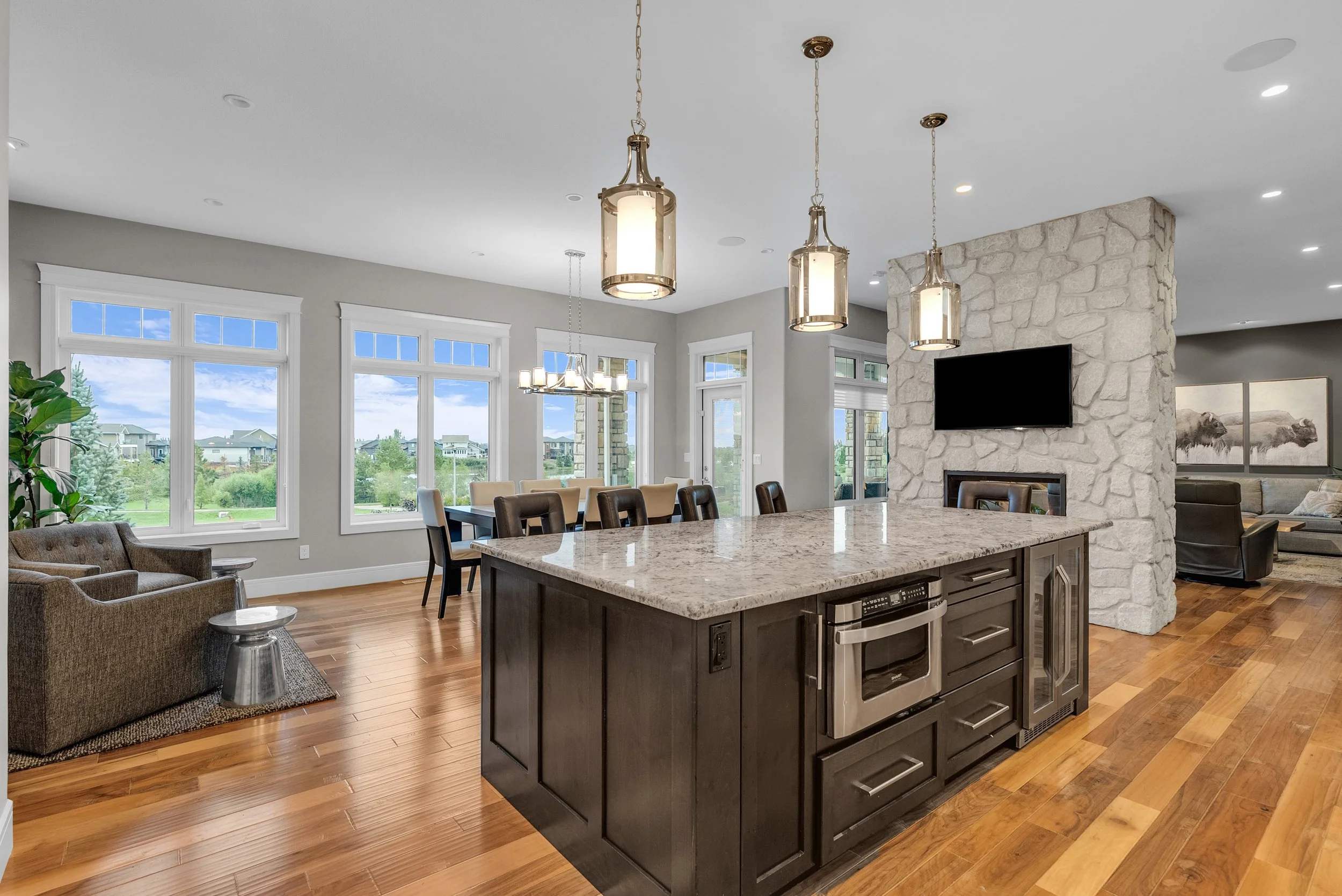 250 Whalley Cres (11 of 78).jpg
