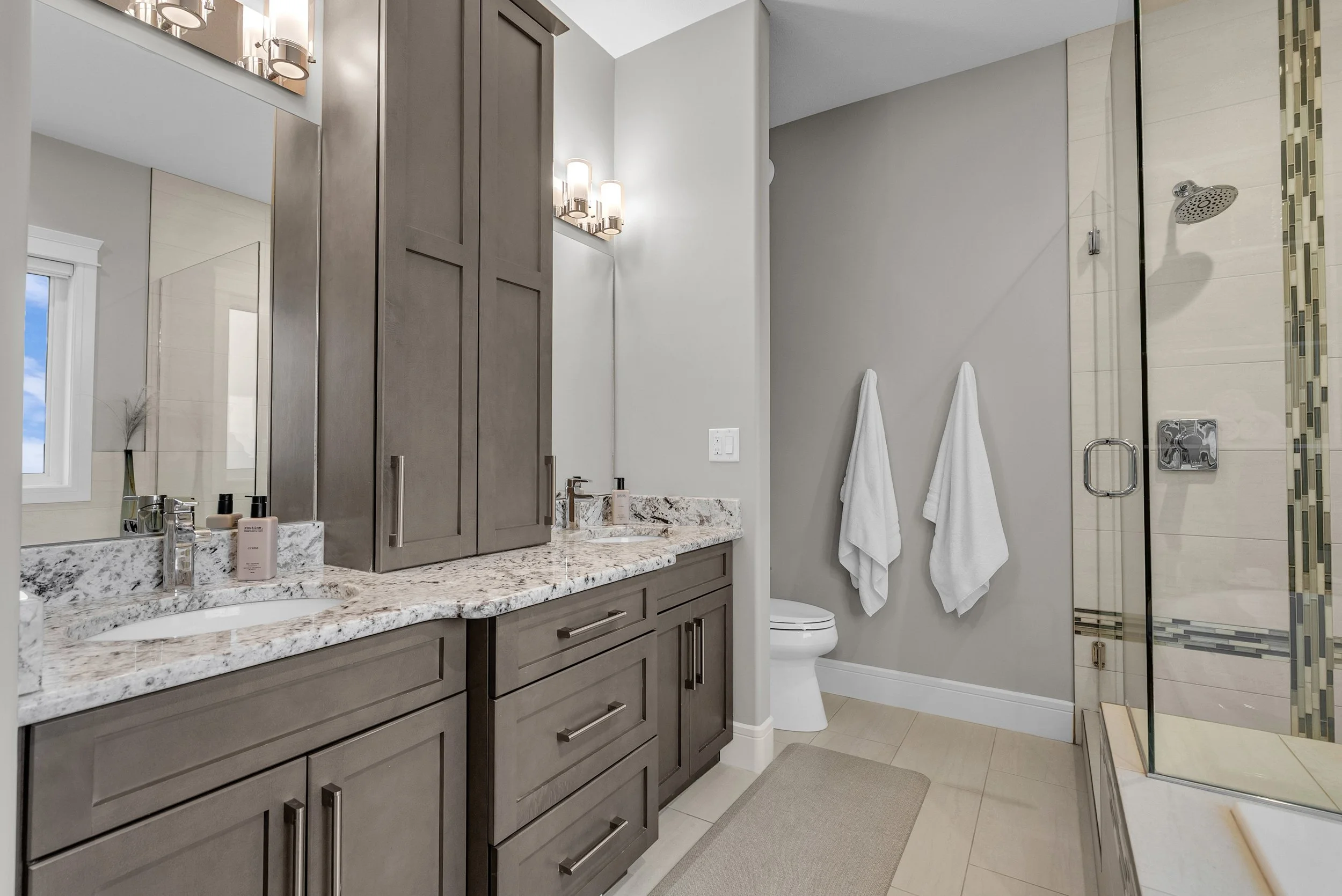 250 Whalley Cres (34 of 78).jpg