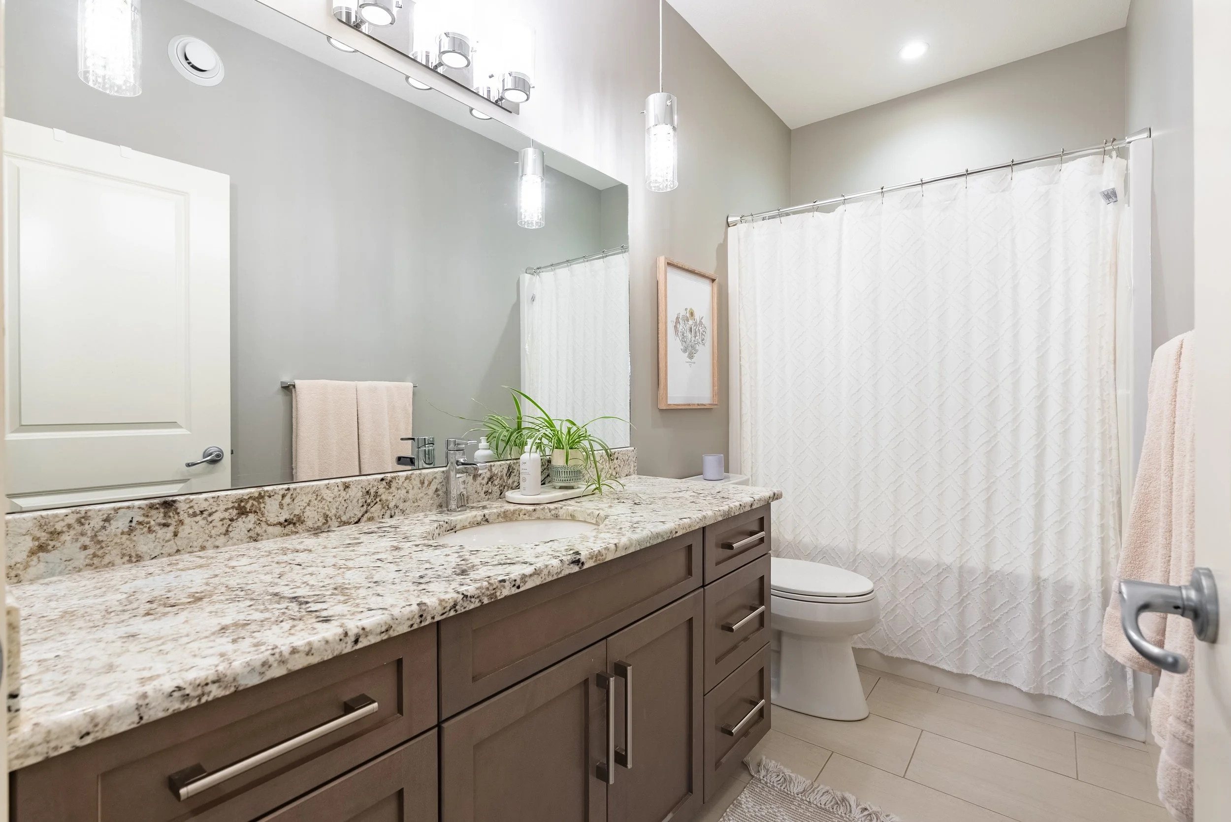 250 Whalley Cres (40 of 78).jpg