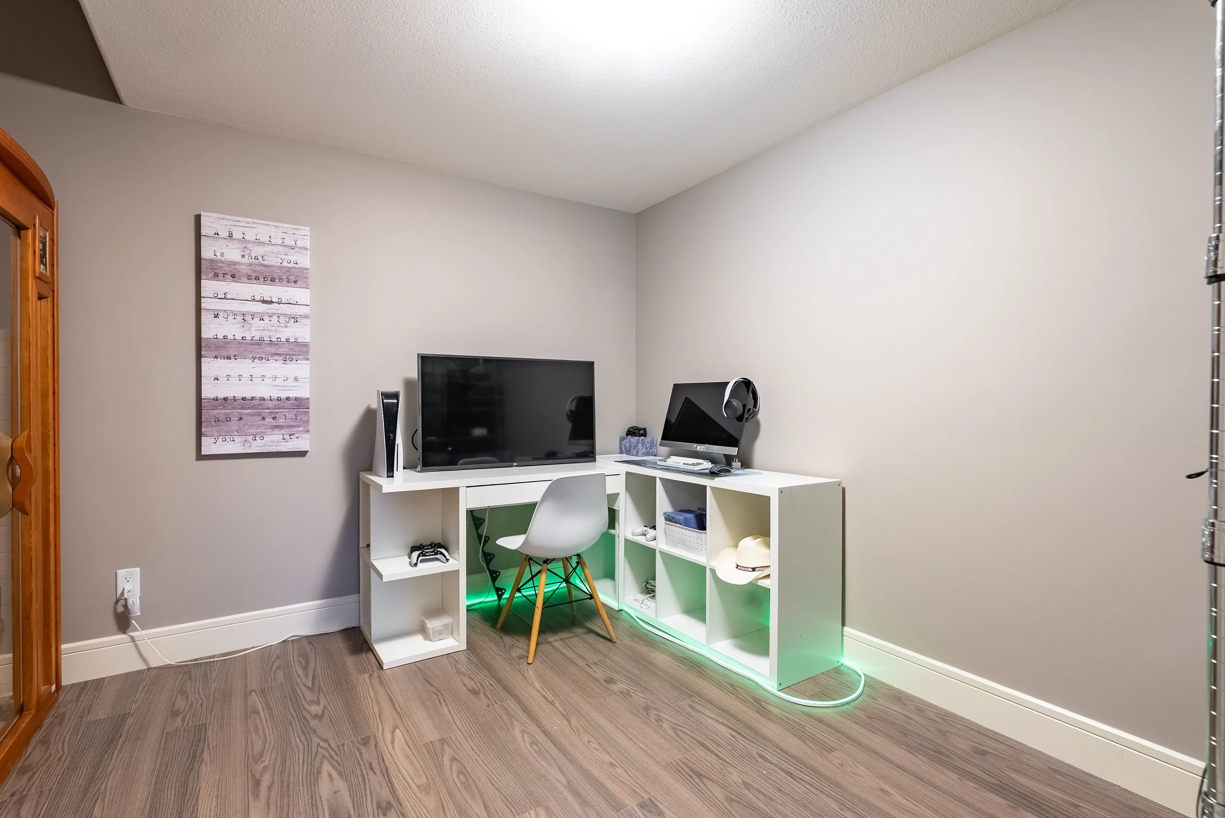 250 Whalley Cres (56 of 78).jpg