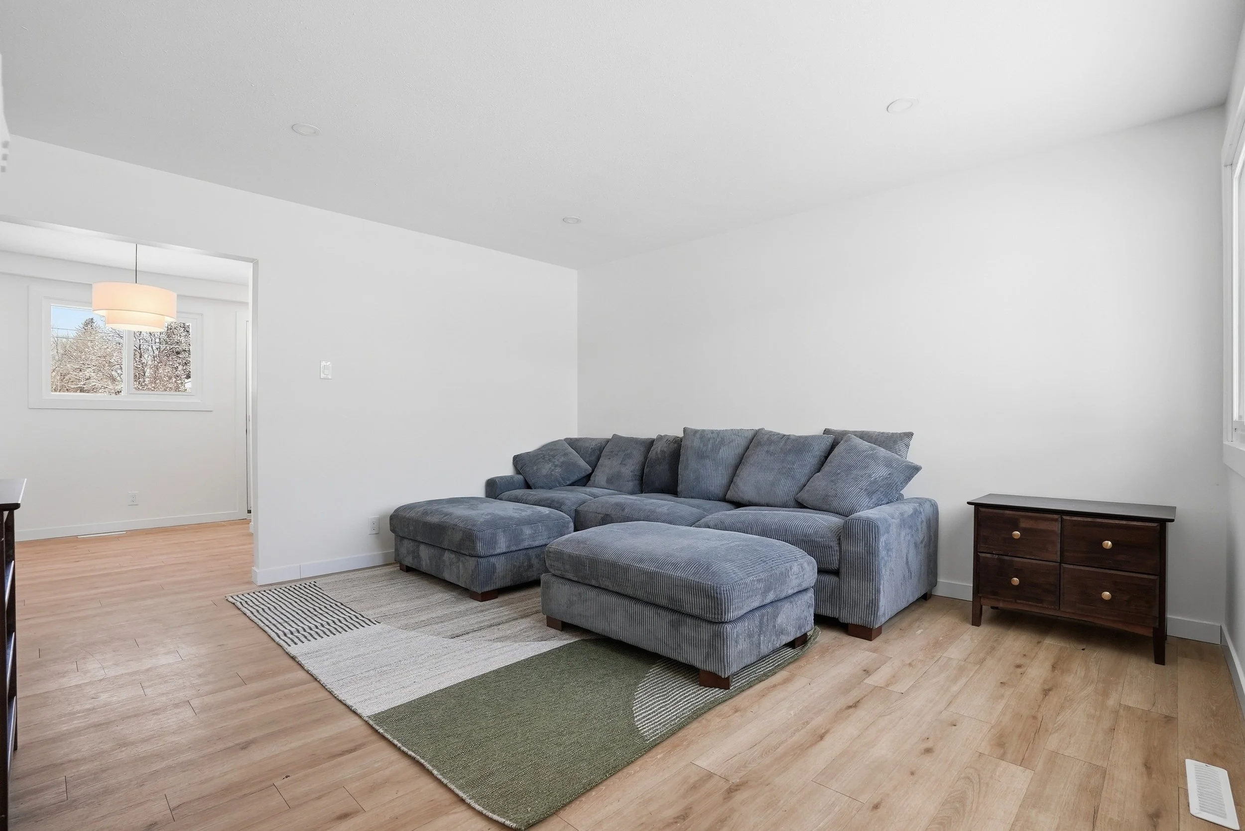 421 Ave X N (4 of 29).jpg