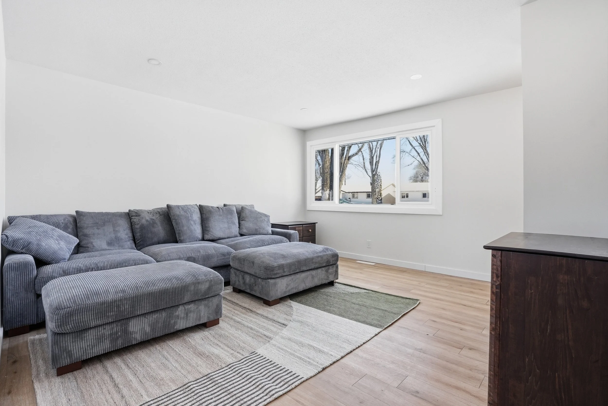 421 Ave X N (6 of 29).jpg