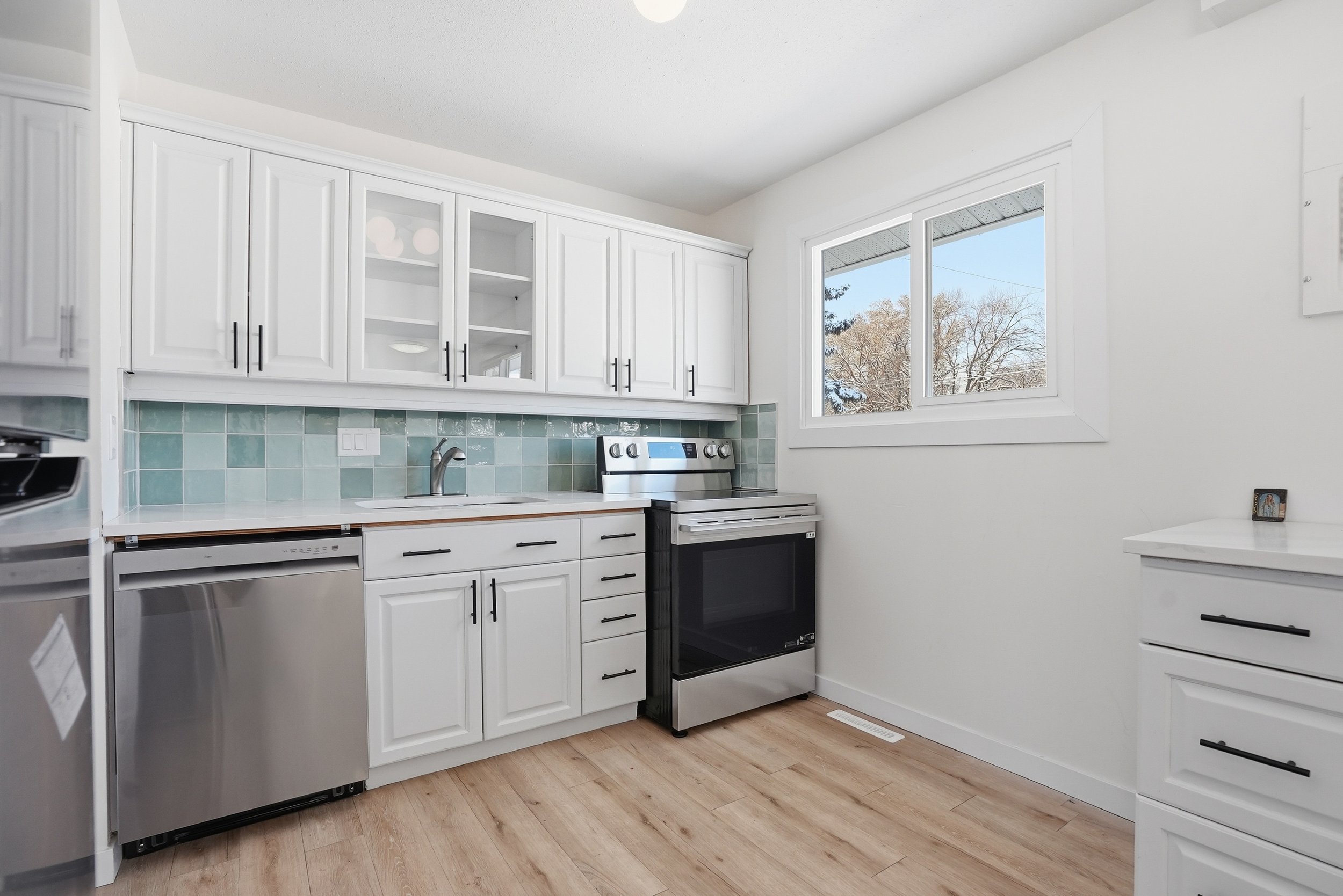 421 Ave X N (11 of 29).jpg