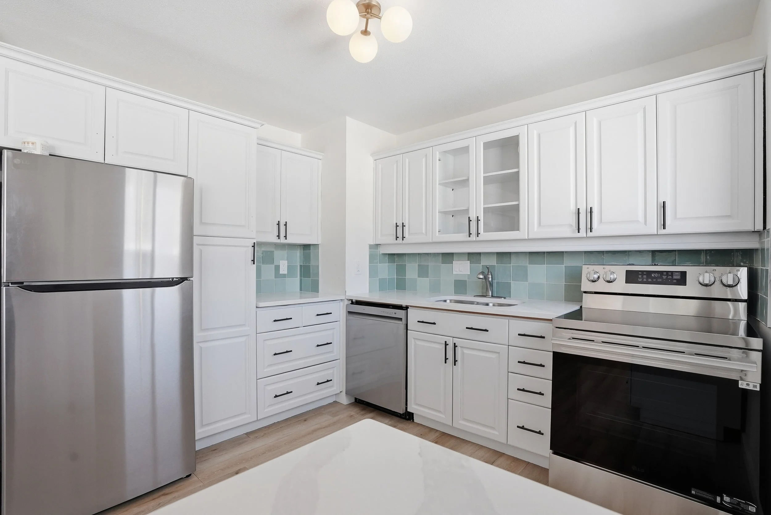 421 Ave X N (12 of 29).jpg