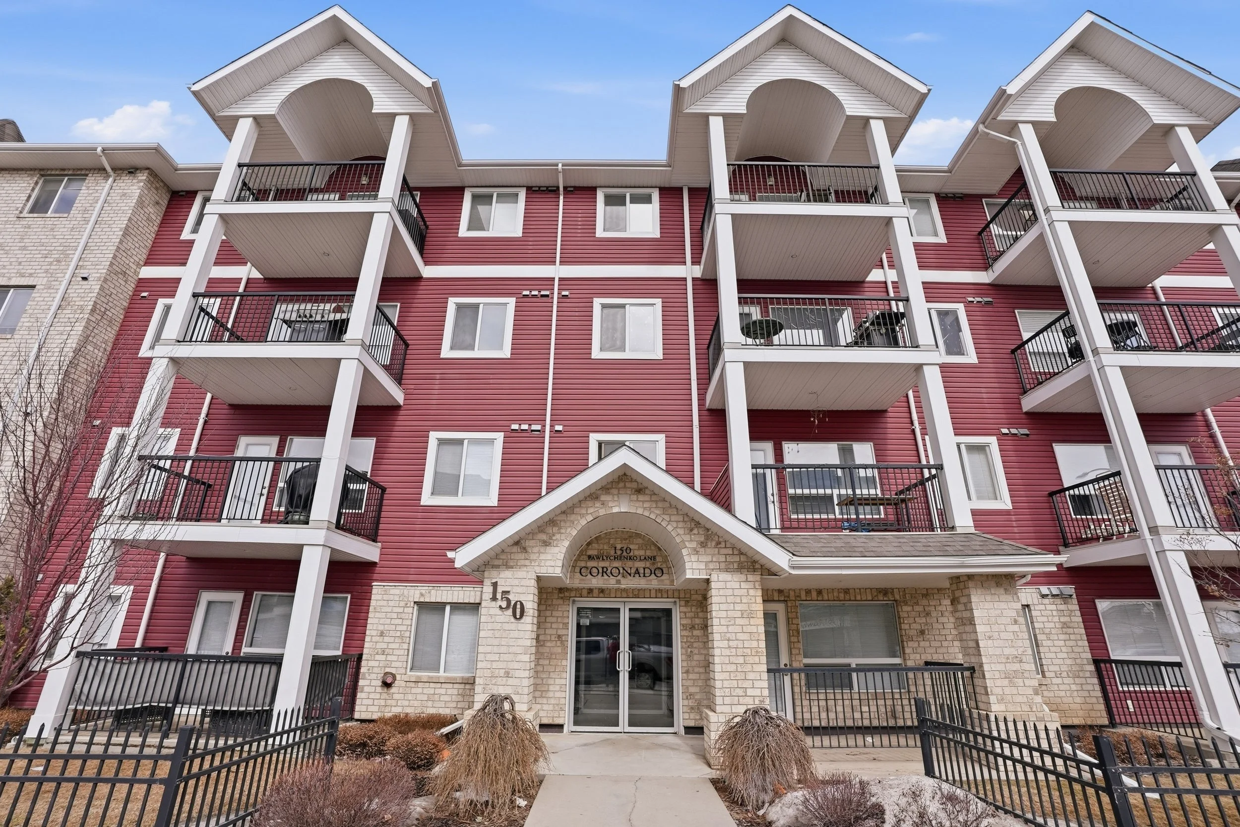 324-150 Pawlychenko (2 of 31).jpg