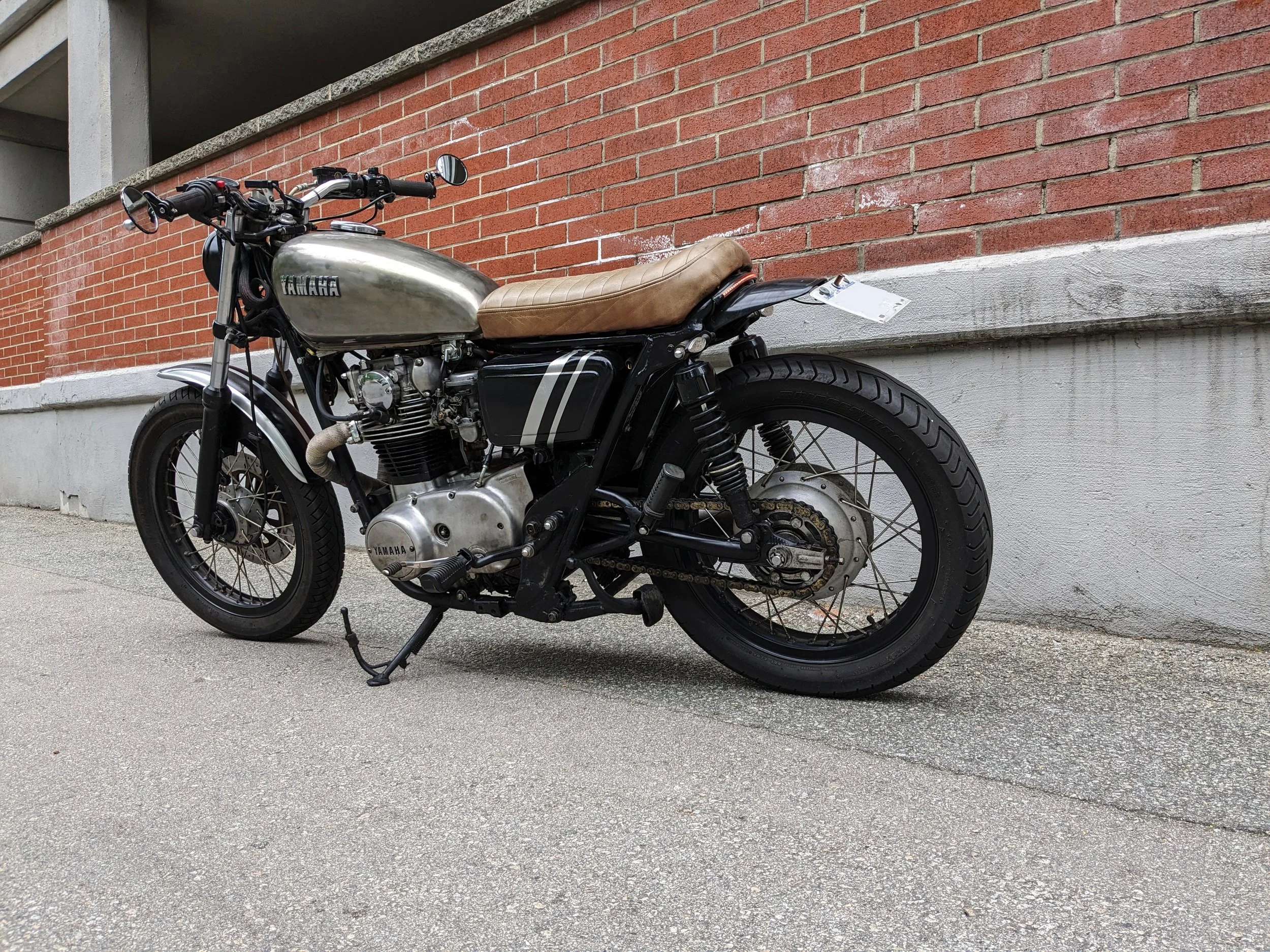 YAMAHA_XS650_001.jpg