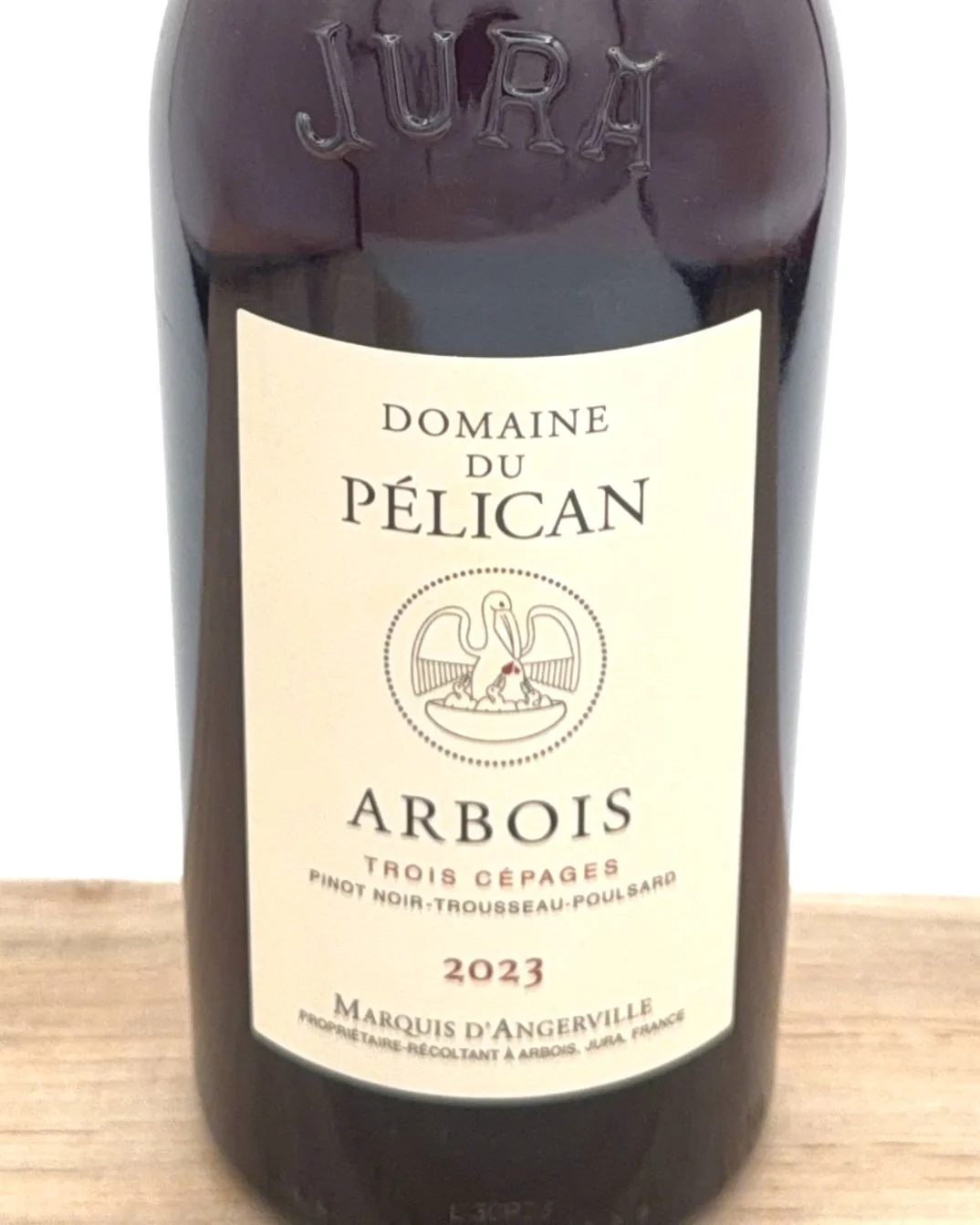 pelican.troiscepages.label.jpg