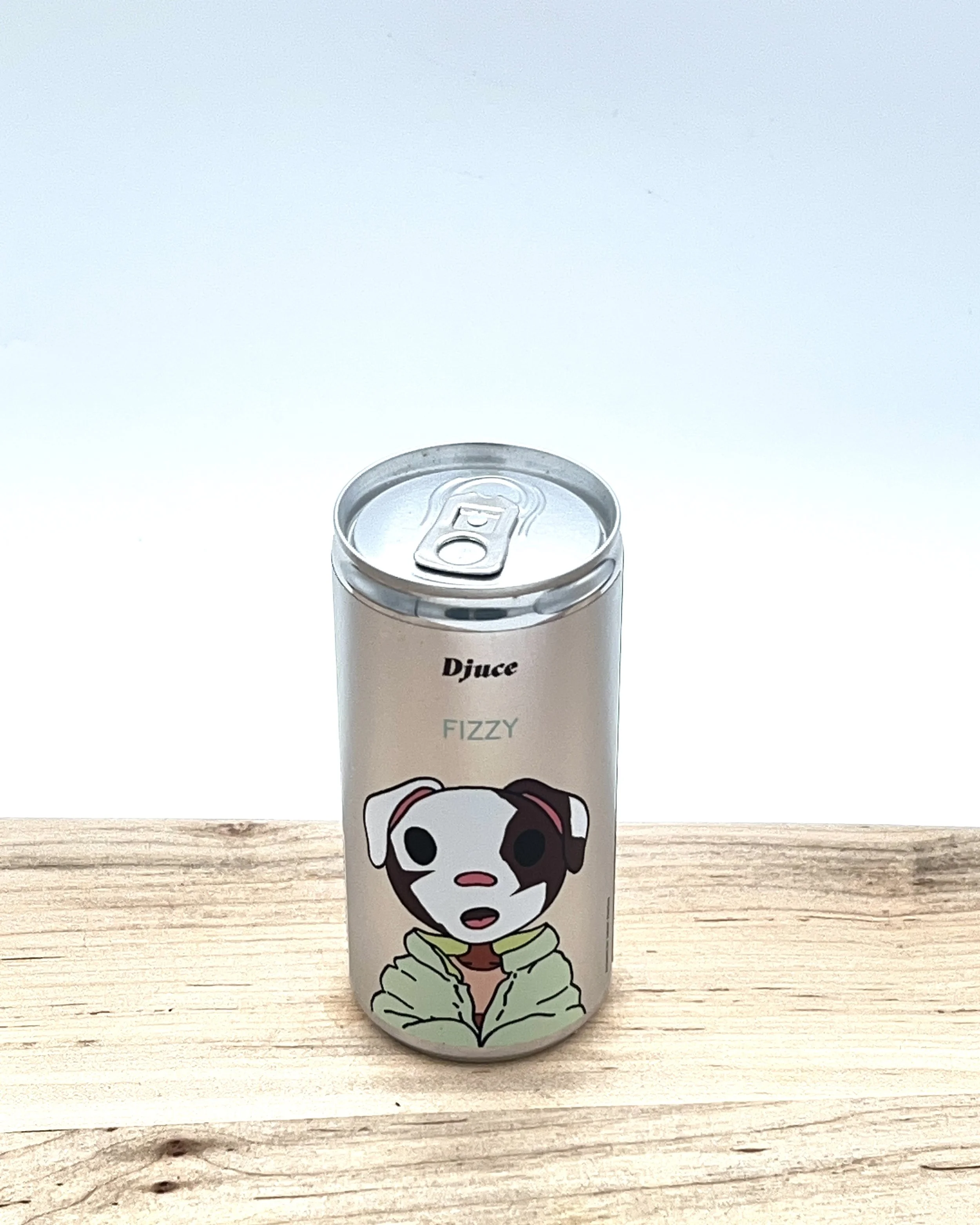 djuce.fizzy.can.jpg