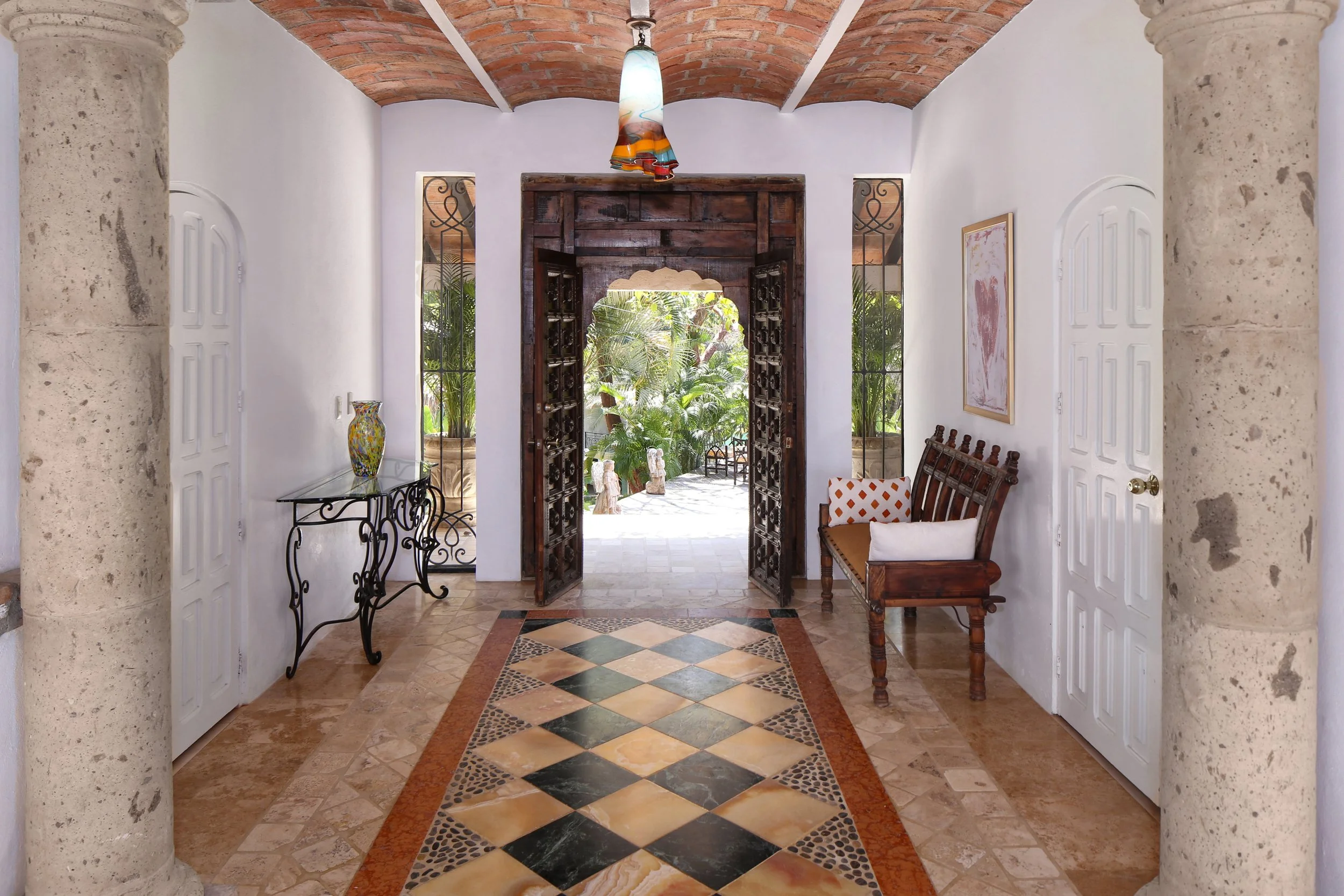 Gran Villa Main Floor outdoor living area