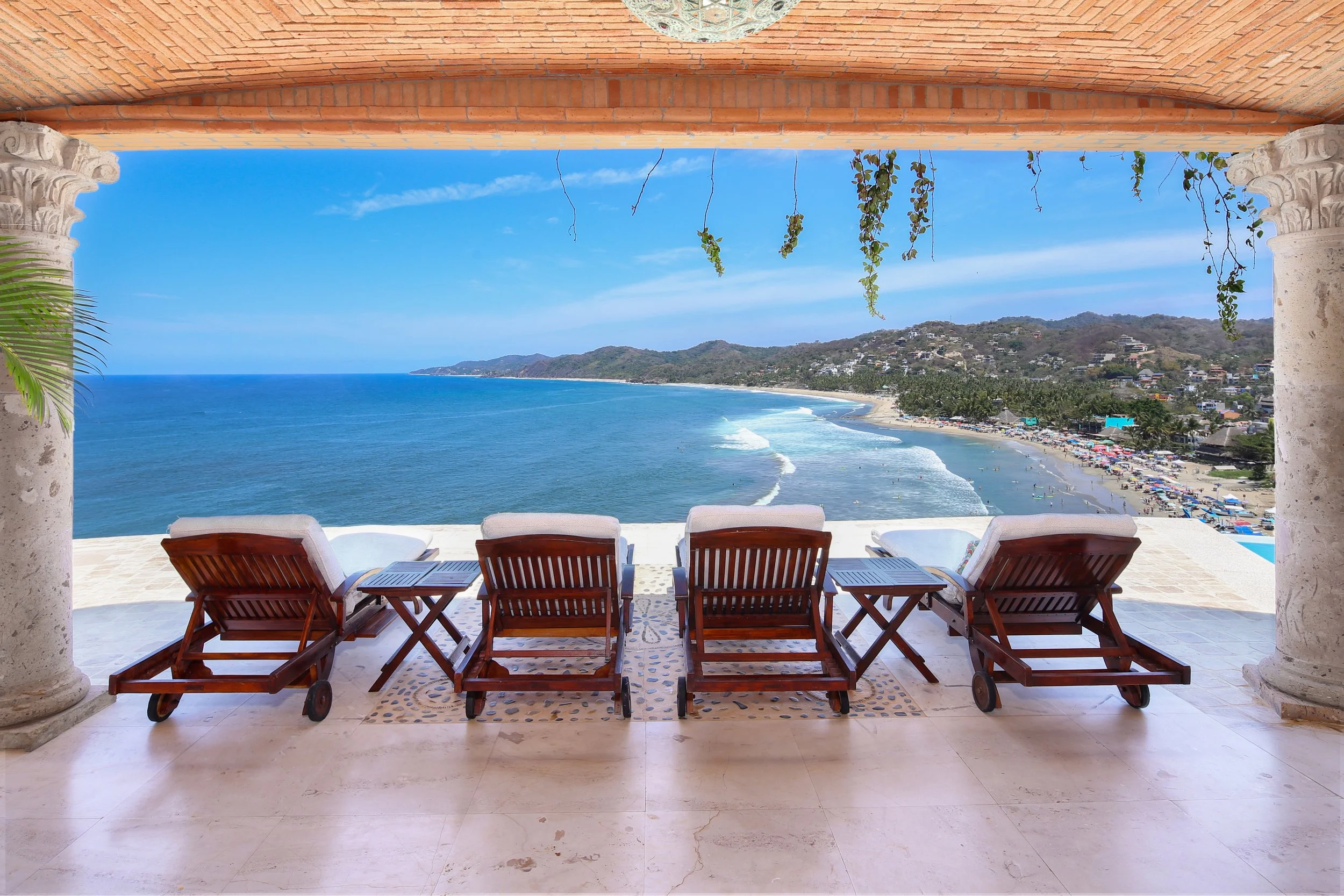 Gran Villa Main Floor terrace