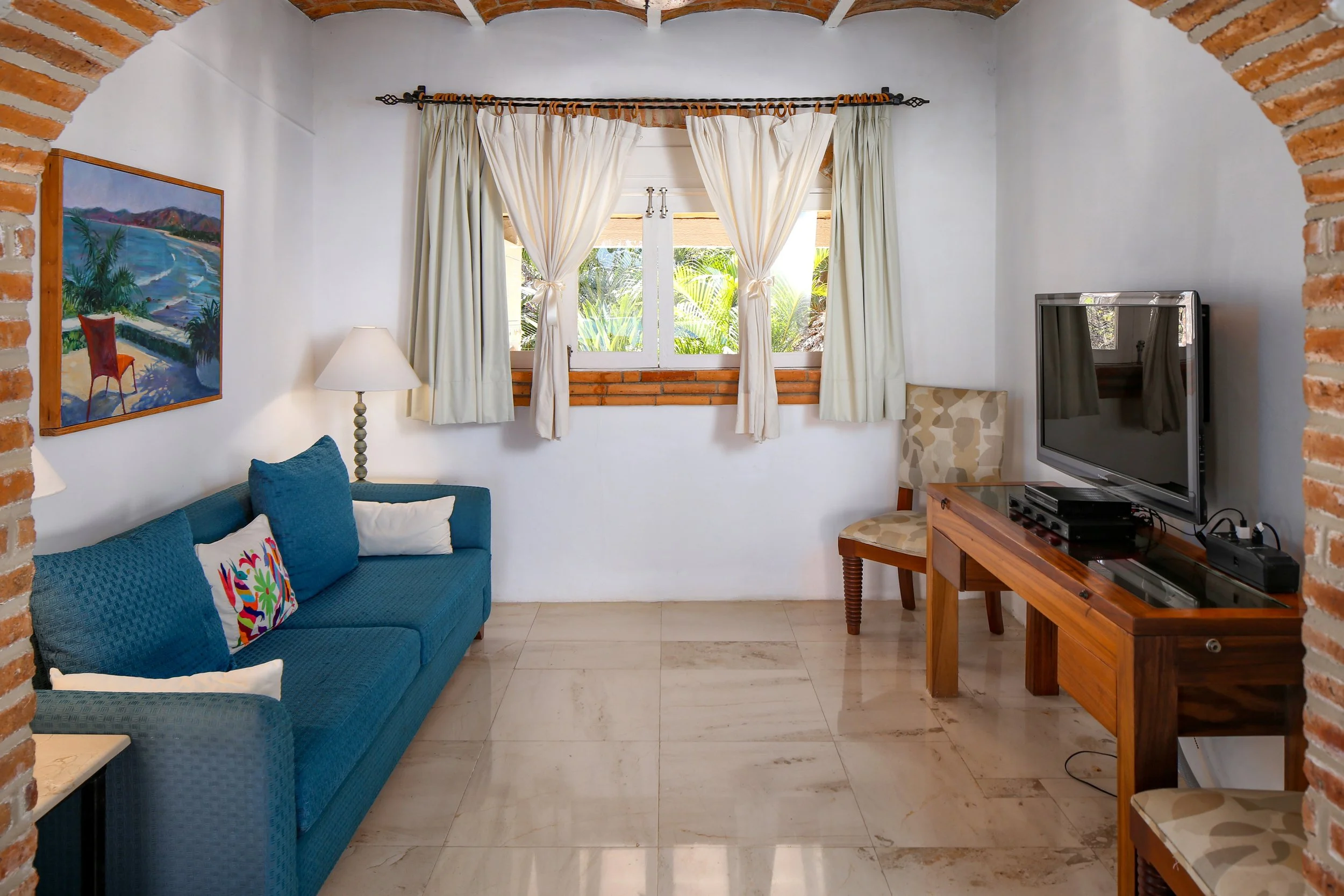 Gran Villa Main Floor outdoor dining