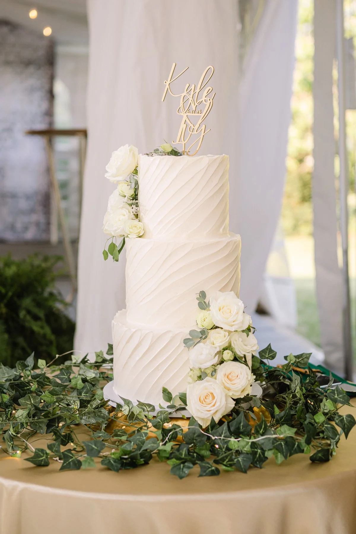 Takes the Cake Custom Wedding Cakes and Dessert Bar in Roanoke, VA