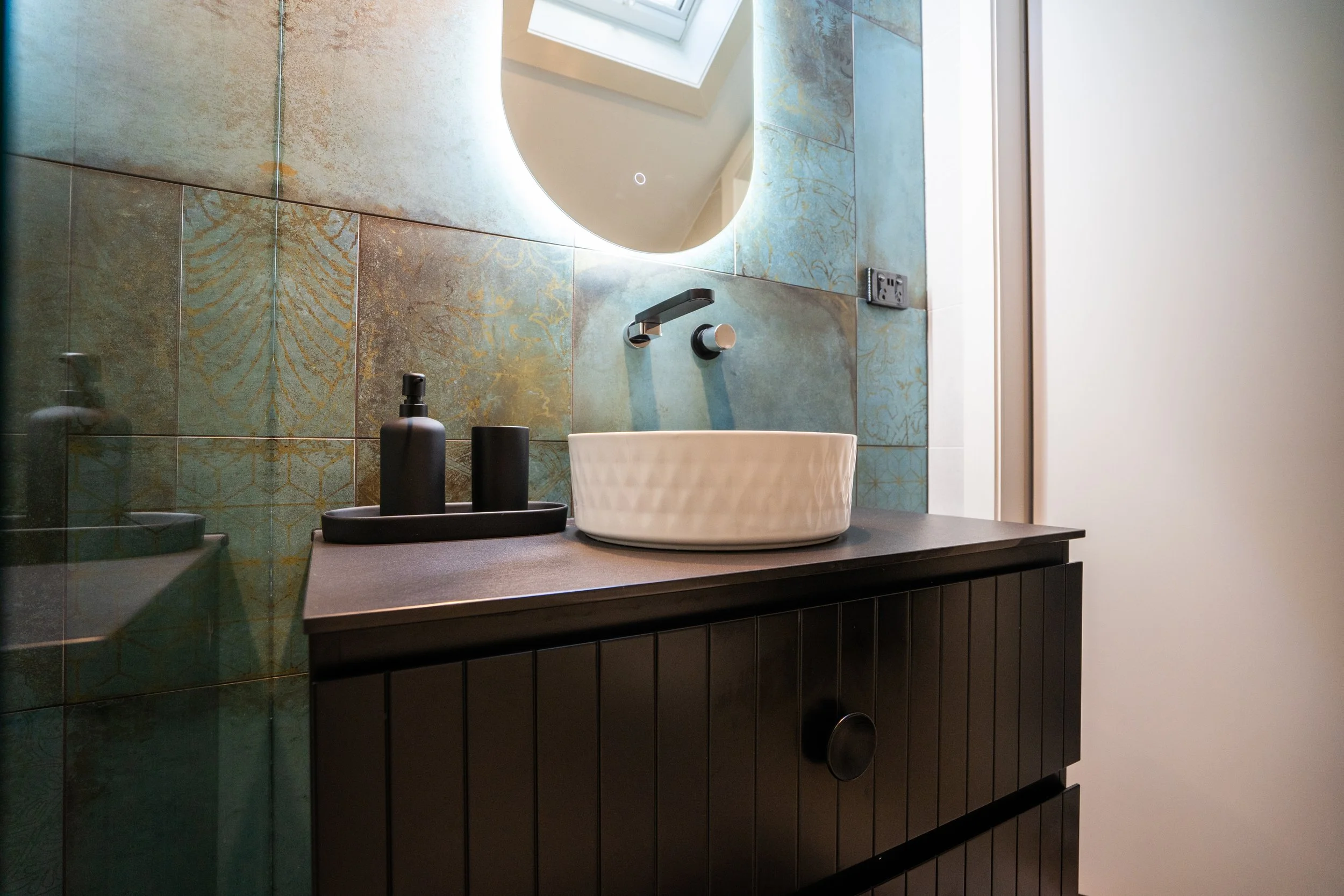 Croyden Bathoom 2-04.jpg