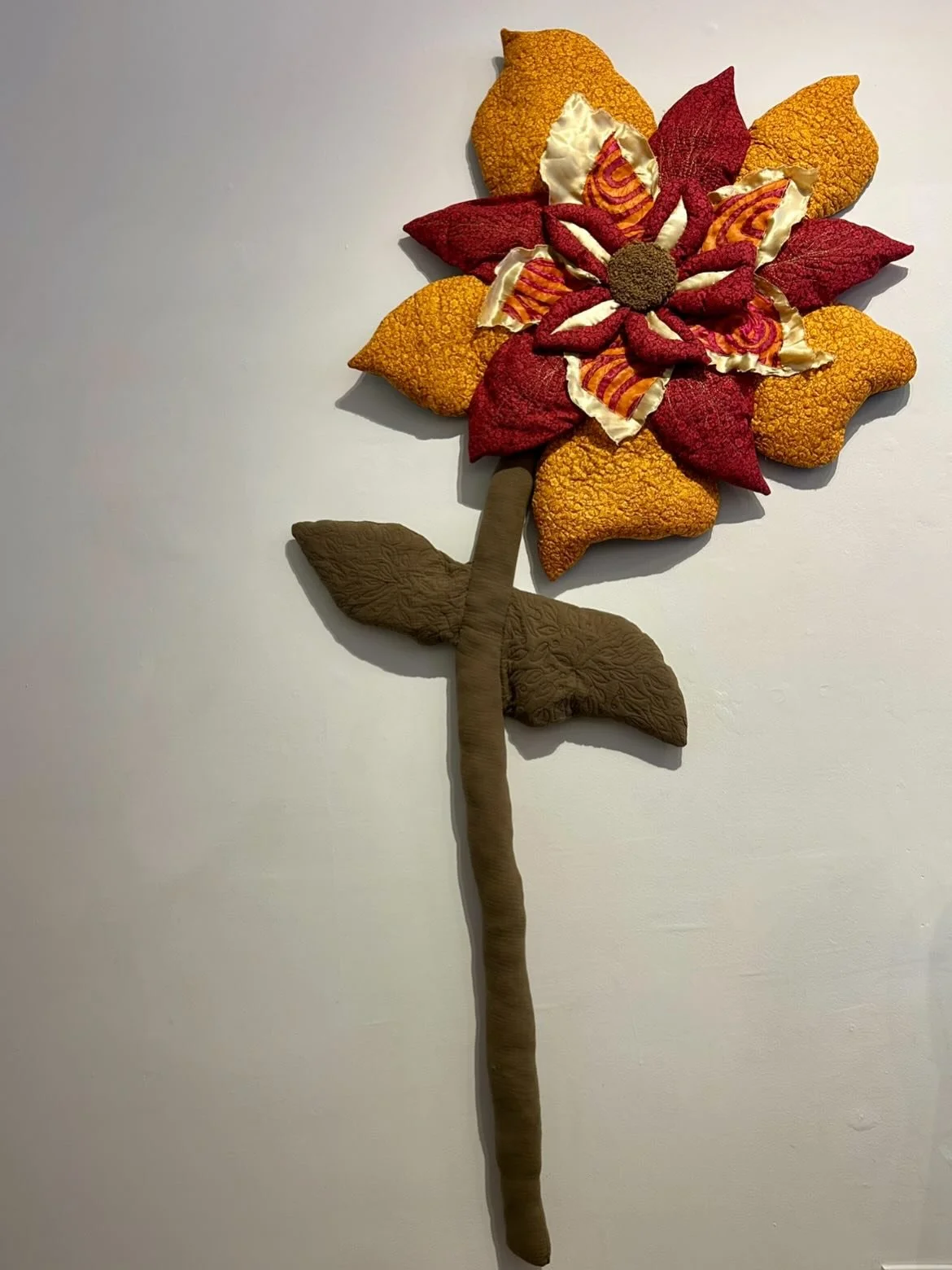 It was such a delight to finally get to see my piece &ldquo;Where Flowers Feel Like Home&rdquo; up on the wall! 

Go check it out as well as many other wonderful works over at @riversideartscenter from now until April 11!! 🌺