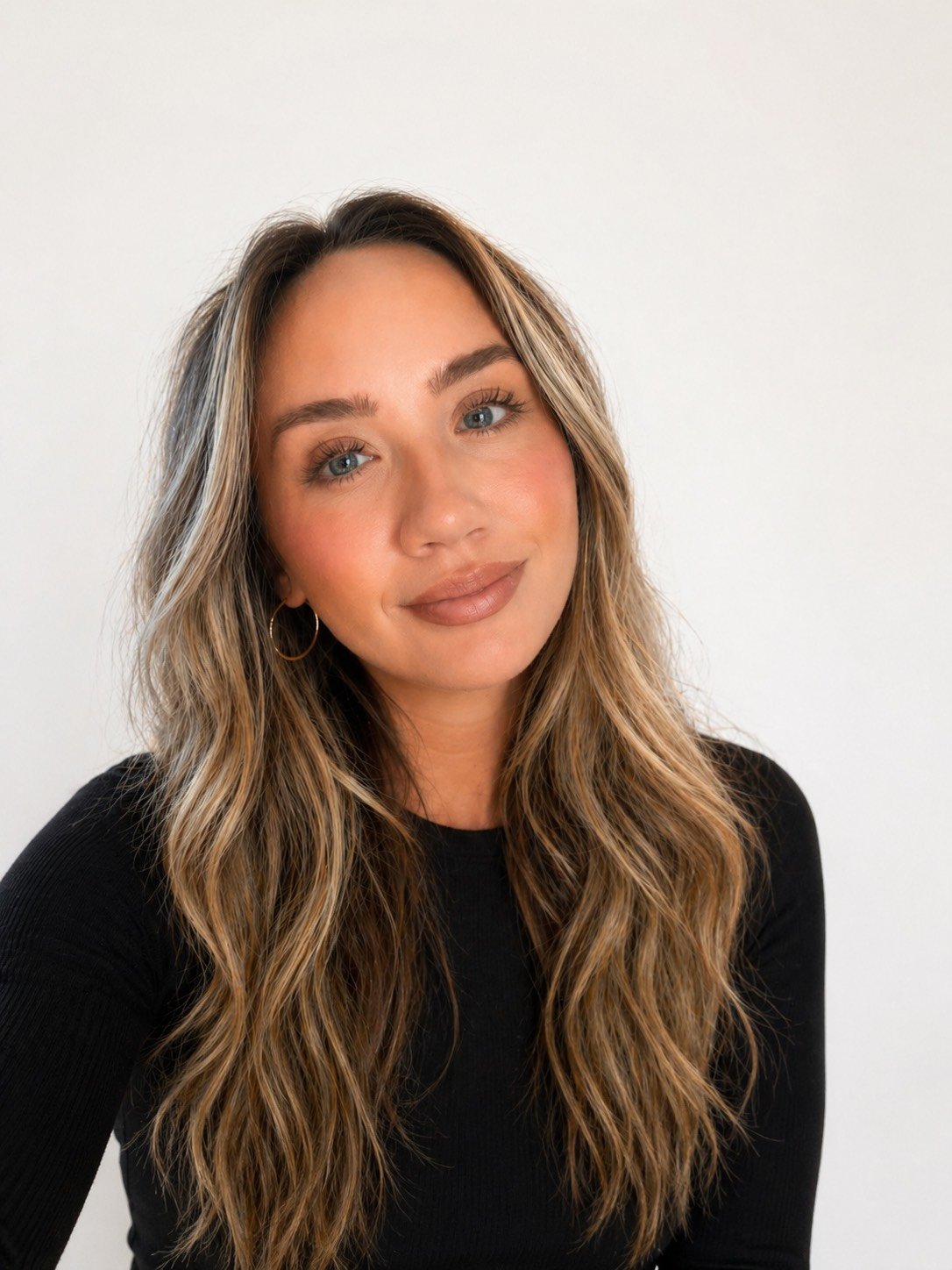 Summer Hartley, licensed esthetician head shot