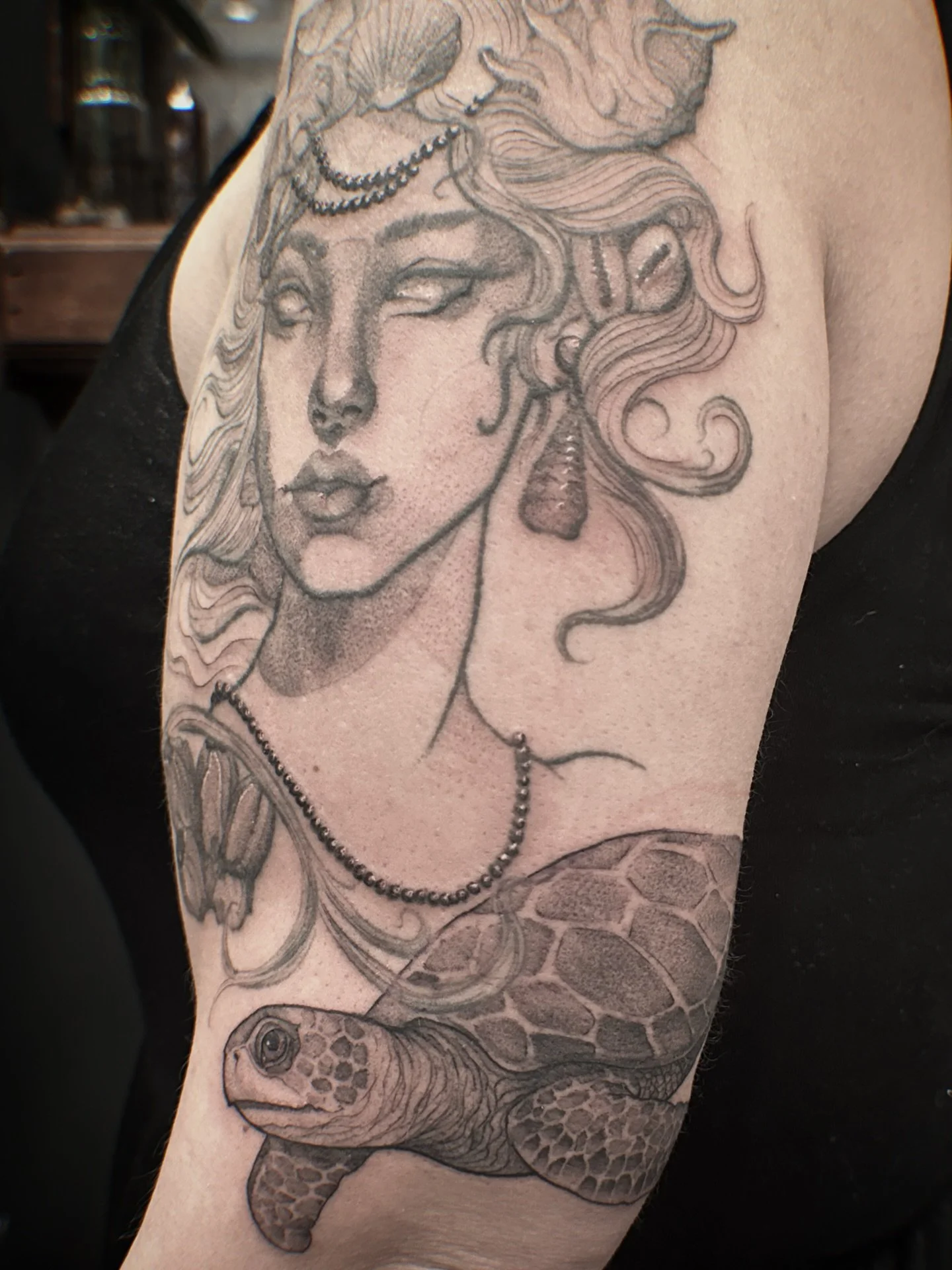 So excited to be adding more and more elements to this Yemay&aacute; piece.  We added the sea turtle and did some shading. Can&rsquo;t wait to add more! Thank you @b_queermama.