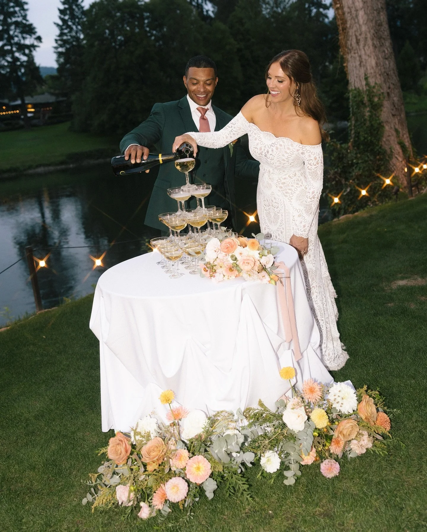 Mr &amp; Mrs Vigil ✨ I can&rsquo;t believe their wedding day is has come and gone. We all had so much anticipation for this big day, knowing it was going to be such a beautiful day filled with family, friends and their sweet kiddos! 

-

Photo: @gabr