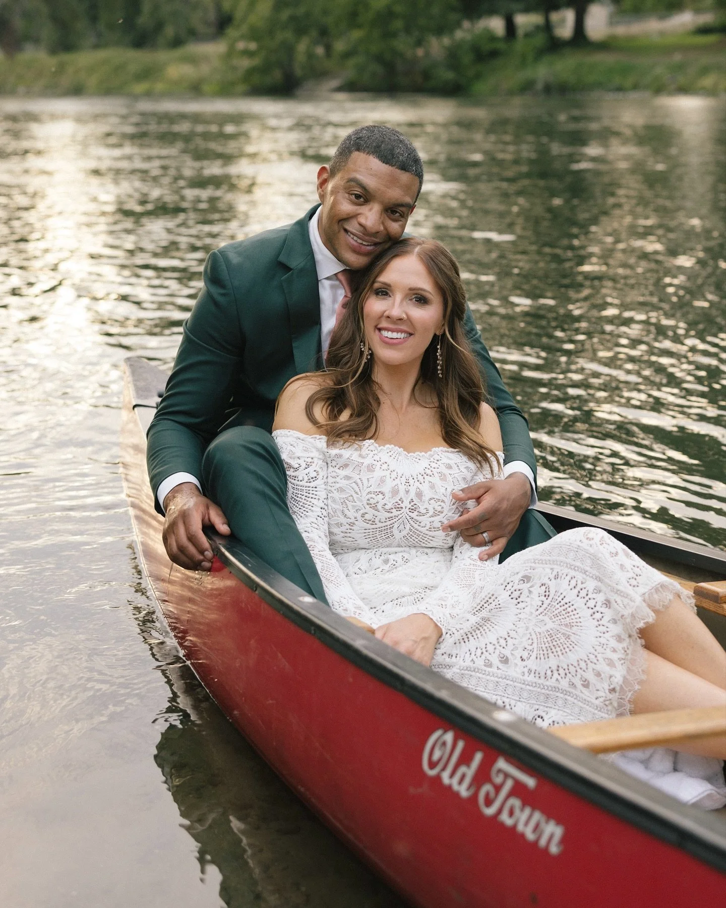 When your wedding venue has a Canoe, you hop in and make the most of it! 🛶 I will admit though, I was very nervous for these shots. There&rsquo;s not much I could have done for direction when they&rsquo;re in the boat and I was on the dock! I though