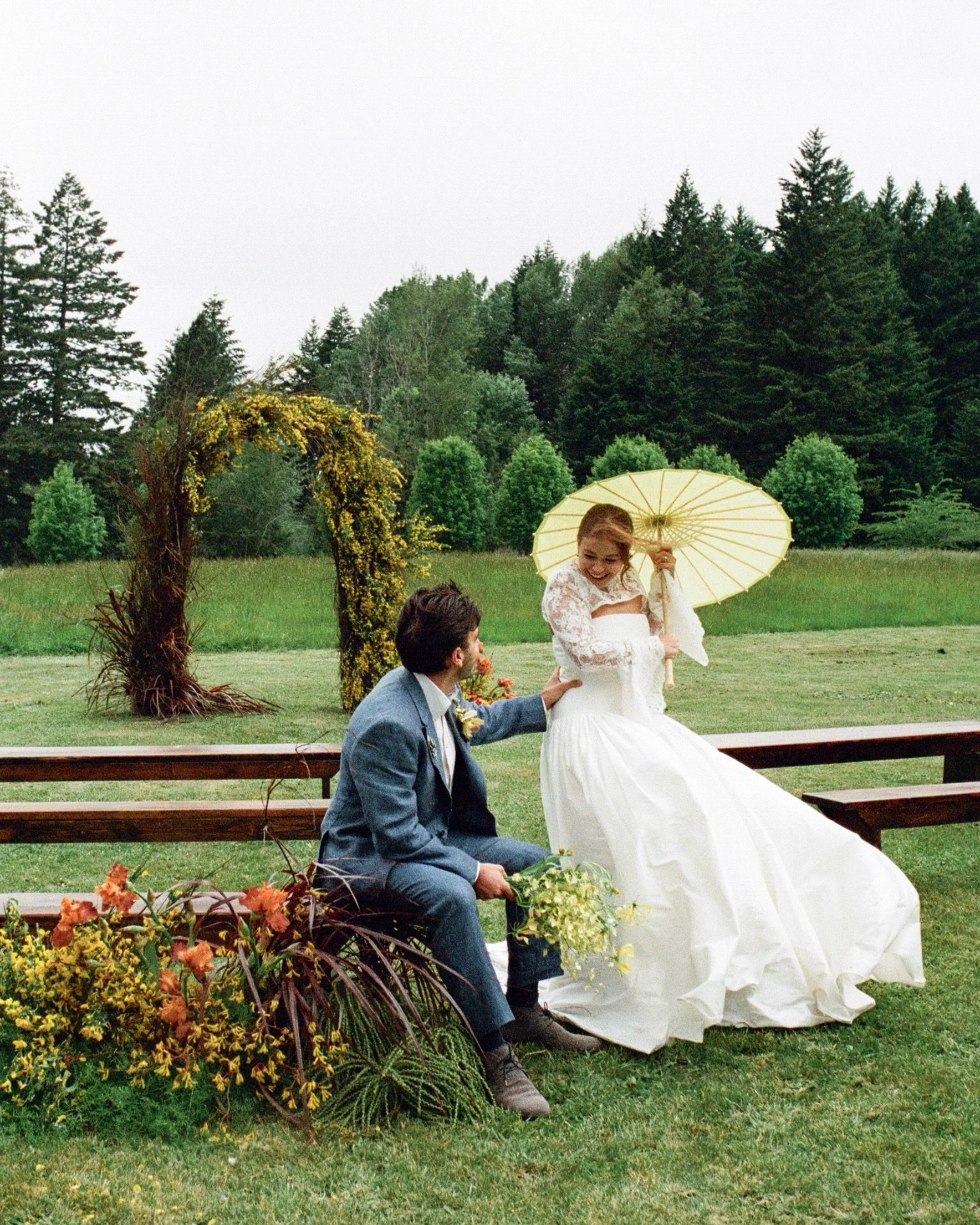 Nick + Mercedes on 120 🎞️

-

Photo: @gabrielramirez.photos 
Venue: @windmountainranch 
Florals: @manetteflowerco 
Coordinator: @tapestryeventco 
Host: @the_summerschool + @summergrace.photo 
MUAH: @makeupartist.angela 
Suit: @mathias.custom 
Dress: