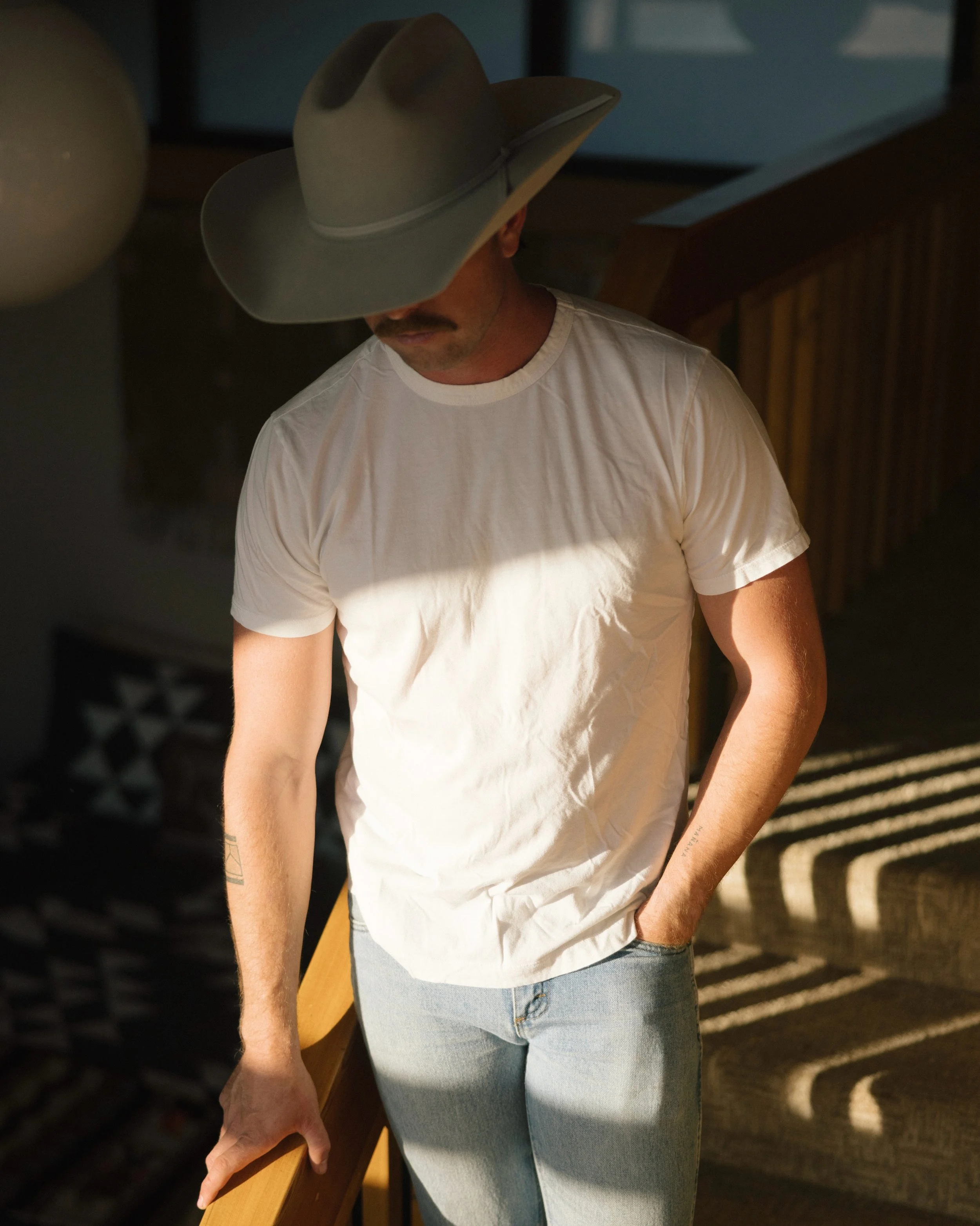 Some shots of @tayvau6hn and his home project in Klamath Falls. Can&rsquo;t wait to get film back from @indiefilmlab 

-

#gabrielramirezphotography #oregonportraitphotographer #fyp #portlandoregonphotographer
