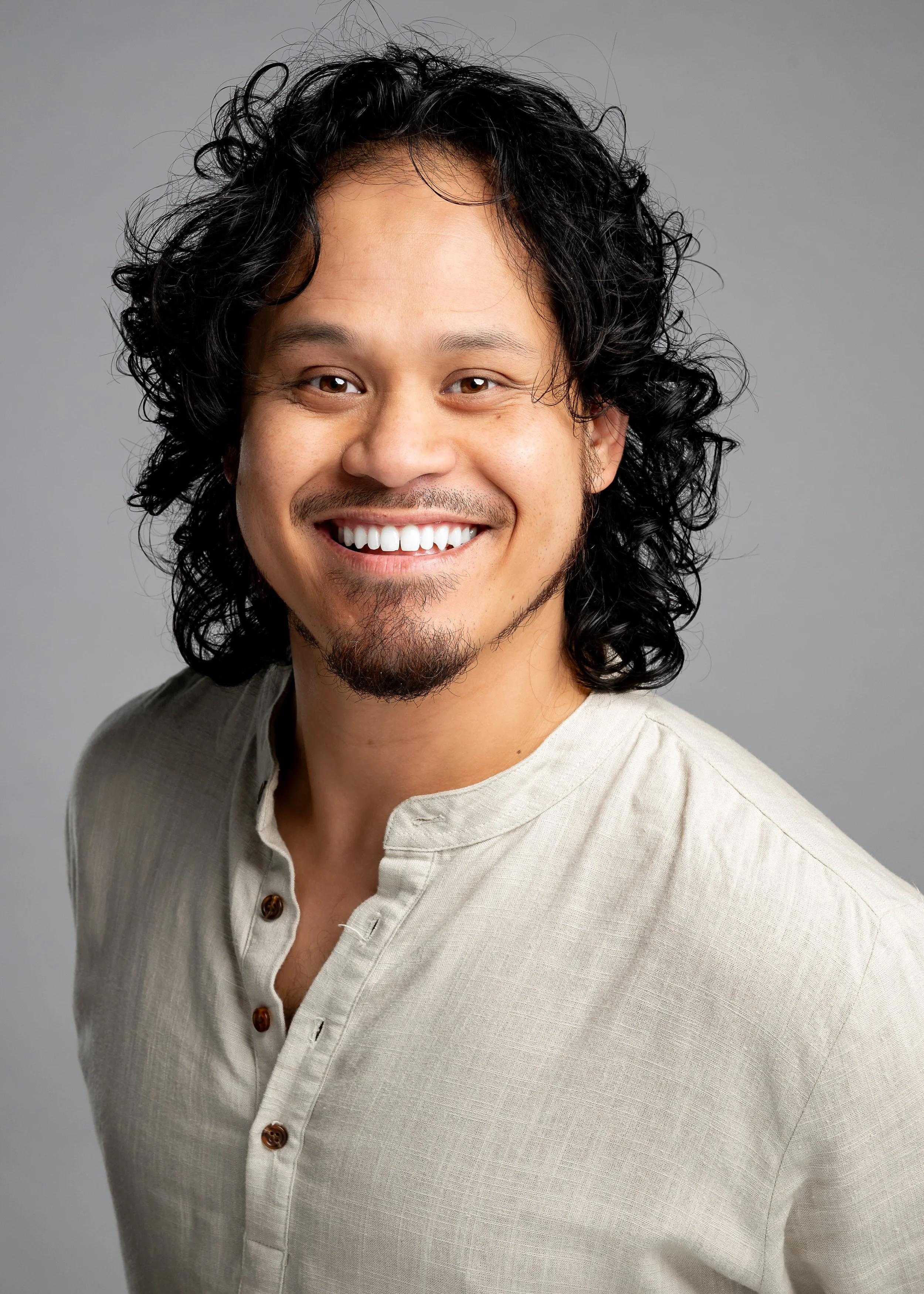 Sean Ong Tran<p>Assisting Assistant