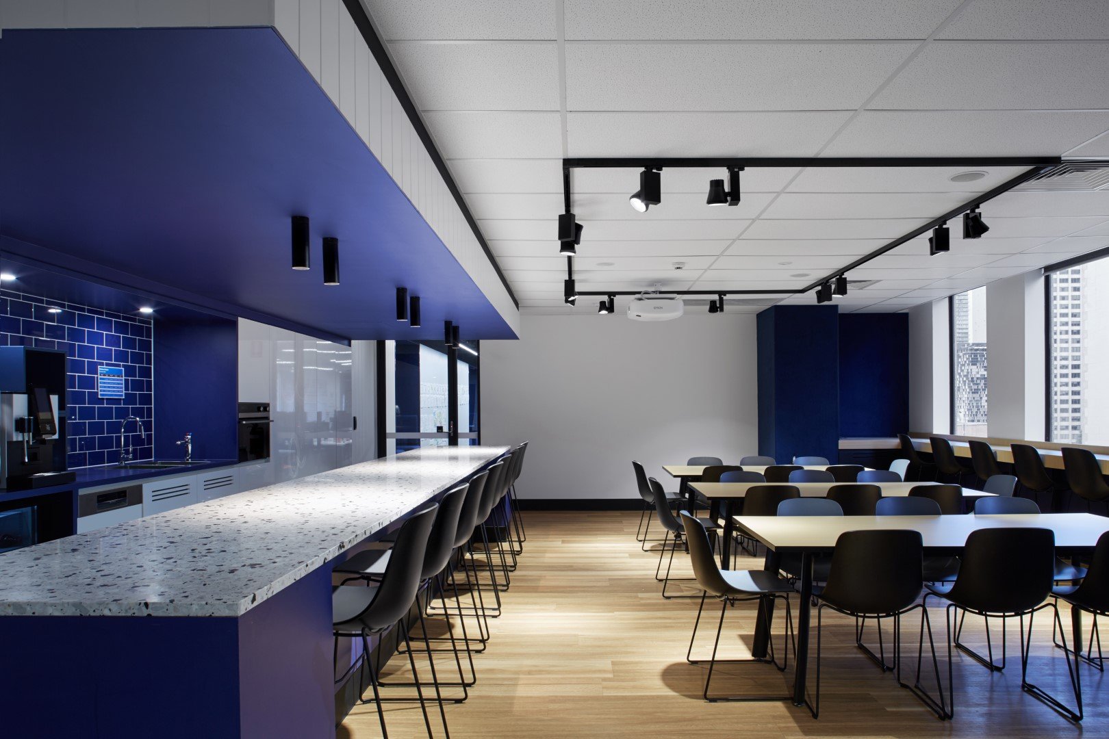 RMITOnline-PHO-StaffKitchen-0.jpg