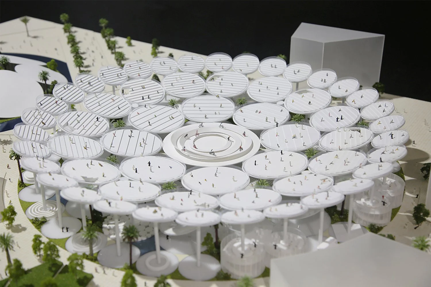 Competition model for BIG#Bjarke Ingels Group - LIVESCALE
