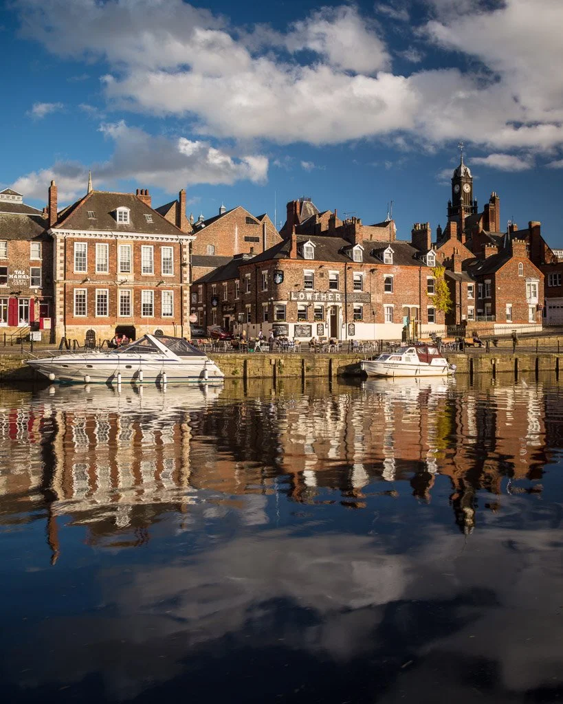 cinemograph looking across the river Ouse towards riverside houses