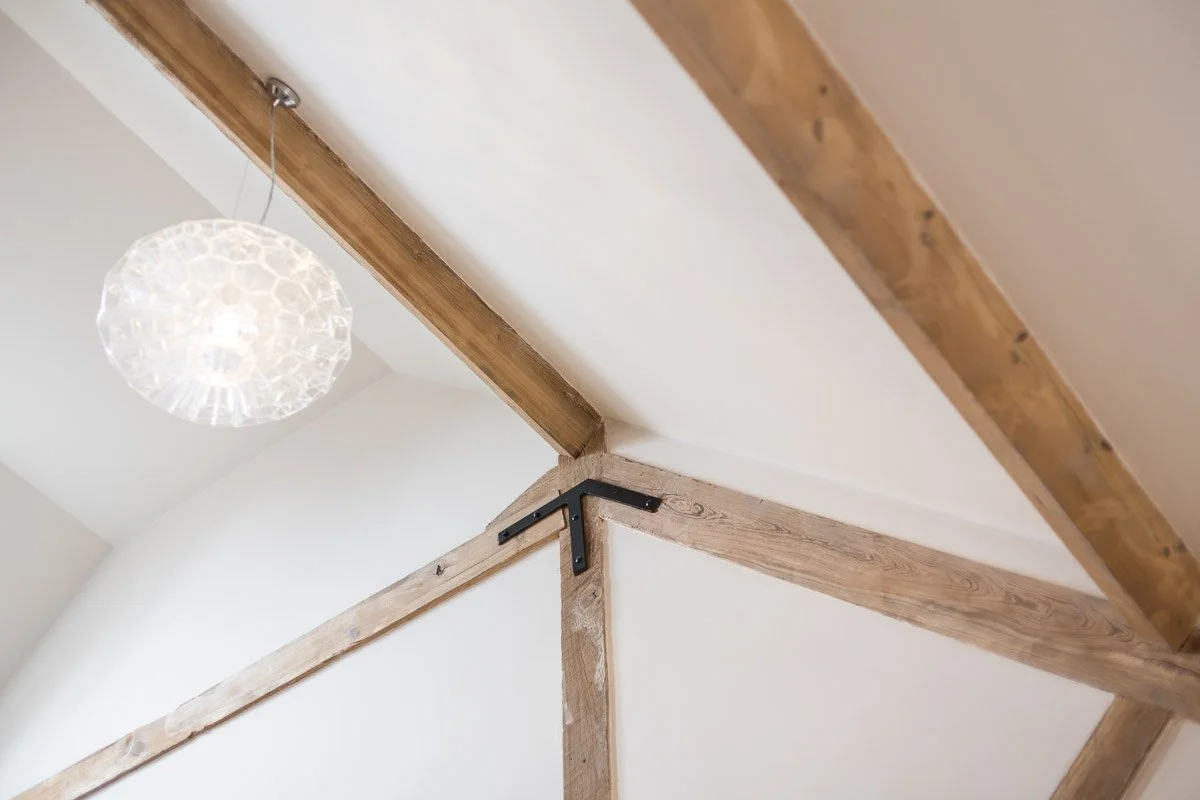 detail of wooden ceiling beams 
