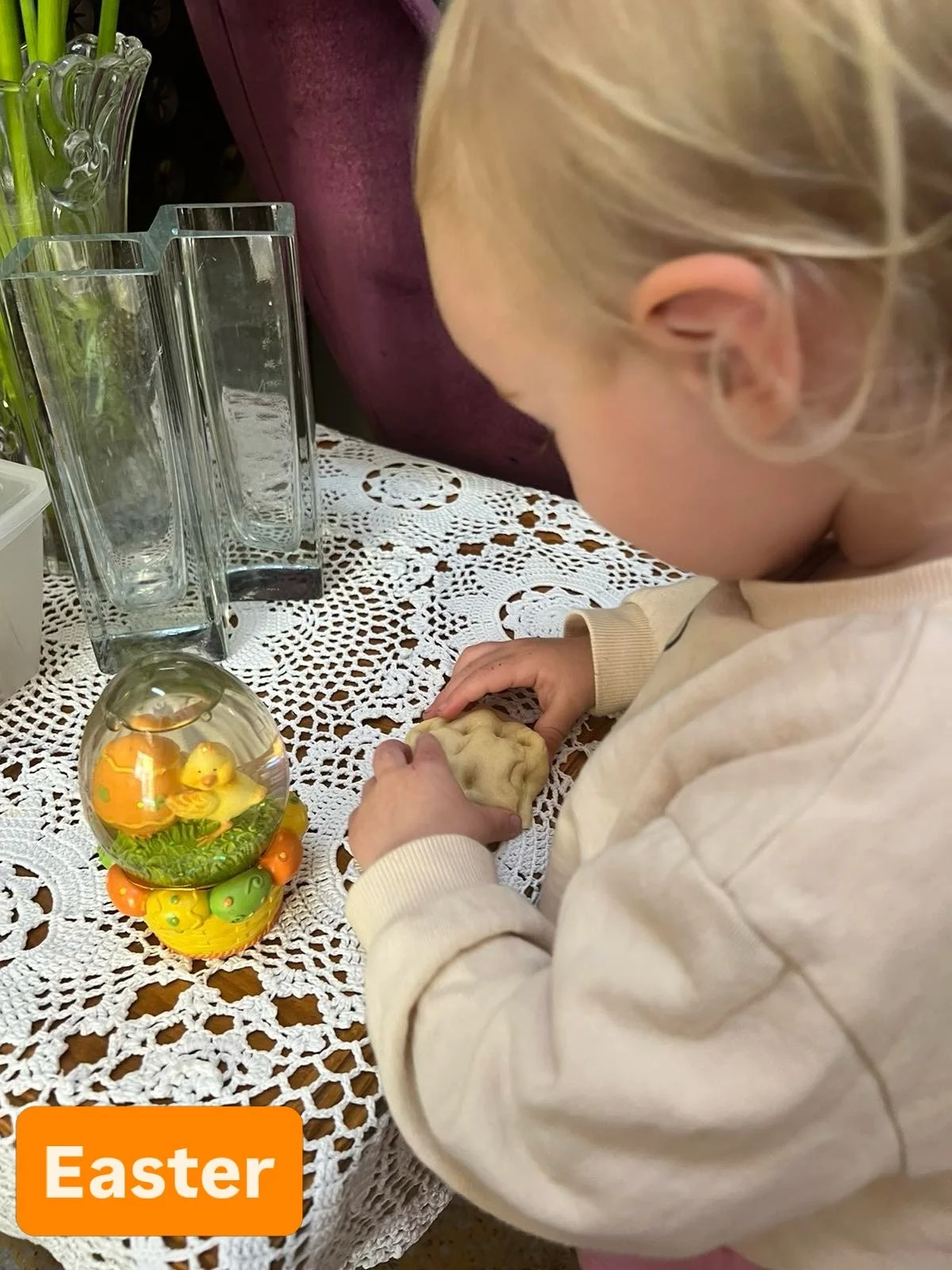 Easter in Cyprus 🤍 where family, traditions &amp; love come together&hellip;
First flaouna made with my Lily love  #cyprus🇨🇾 #easter #tradition #walktalkcyprus