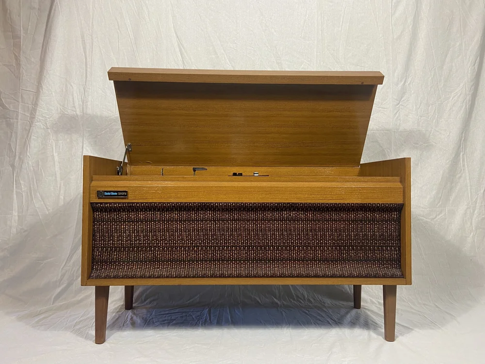 PYE SR691 vintage radiogram restored by Retraphonics