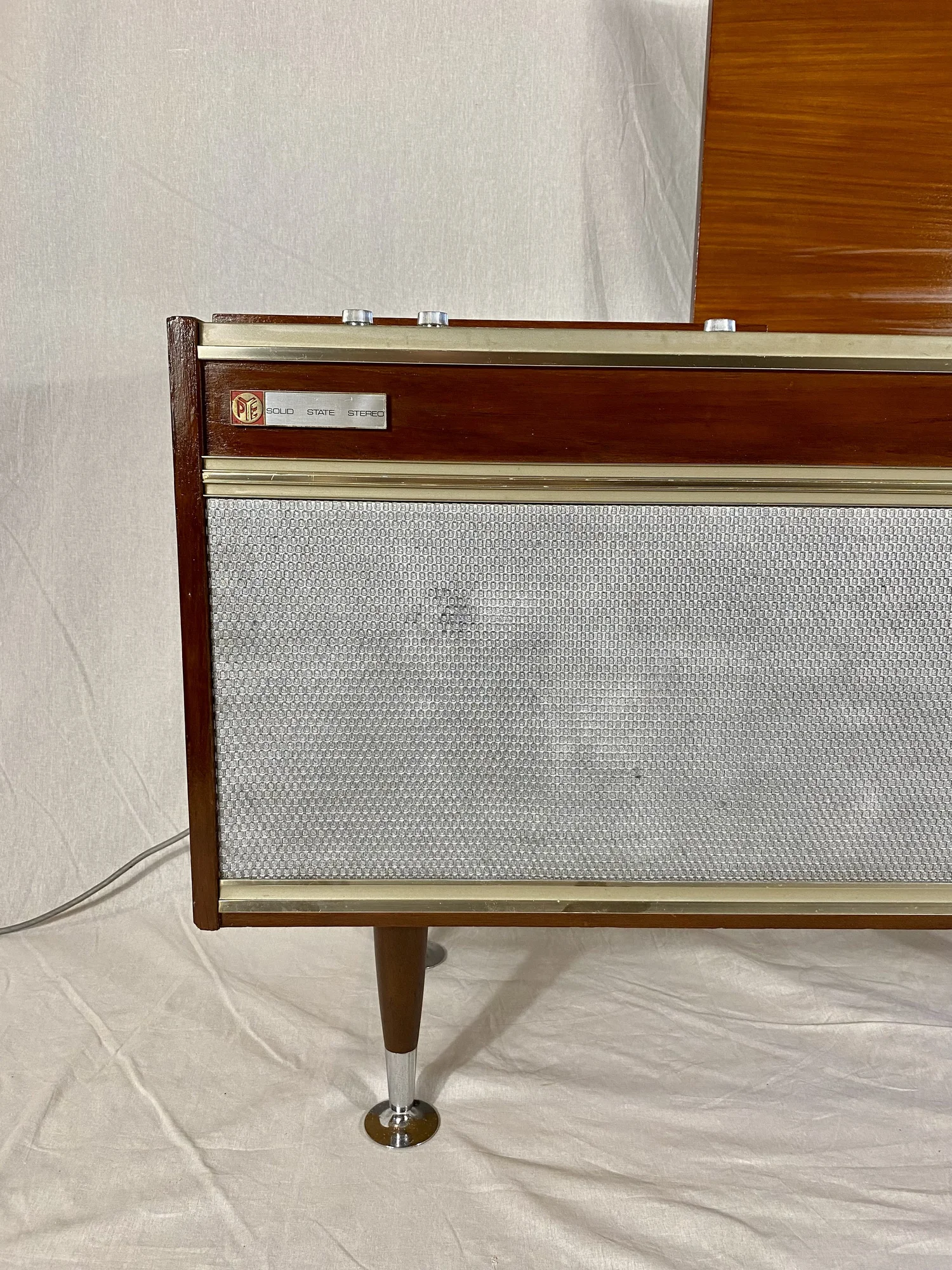 PYE Veloster restored by Retraphonics — photograph 1 of 9