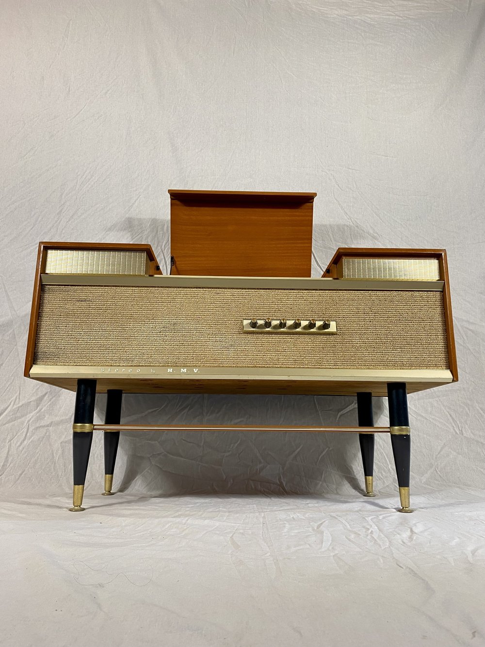 1965 HMV Caprice 1965 vintage radiogram restored by Retraphonics