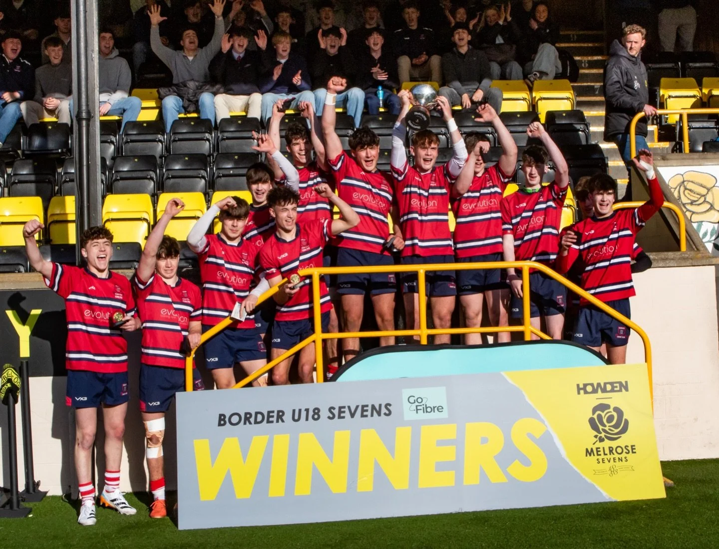 GoFibre Wasps 7s | U18 &amp; U16 winners 🏆

Well done to Peebles U18s and Hawick U16s for winning the @gofibrebroadband Wasps Sevens on Saturday!

A huge thank you to all the players, coaches, referees, spectators and volunteers for making the weeke