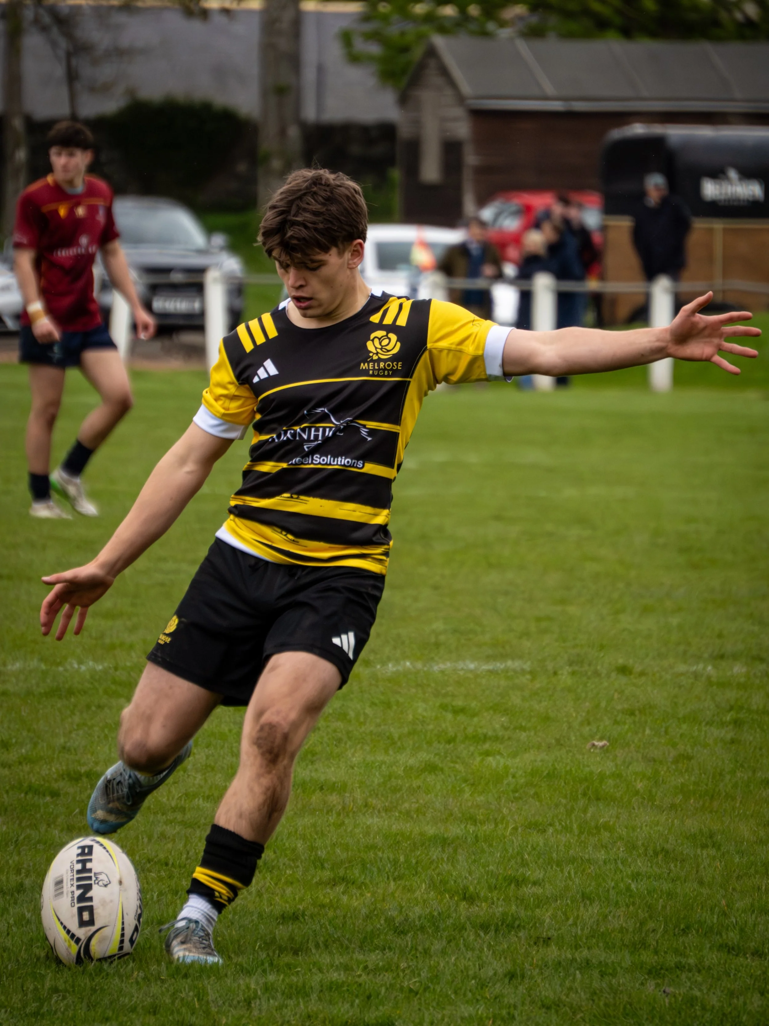 New sevens kit on point at Selkirk 7s🤌🏼

#blackandyellow🐝