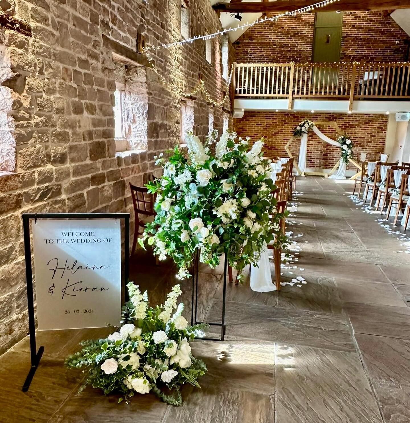 Heleina and Kieran. The West barn at @theashesbarns looked so beautiful today. In fact, everything was about as perfect as it gets with the sun even making an appearance!
#vintagevenuedressing, #theashesbarns, #theashesweddingvenue, #wedding, #barnwe