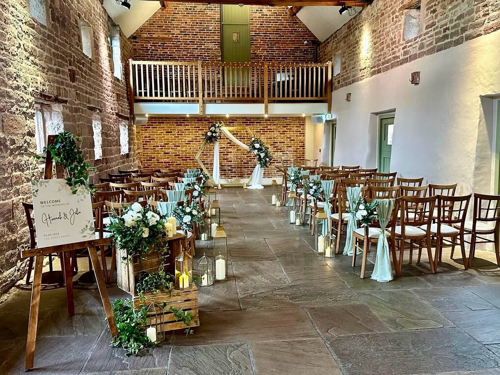 Hannah &amp; John. We have been looking forward to this wedding for some time and the day finally arrived. Congratulations to a lovely couple!
#theashesbarns, #wedding, #weddingday, #weddingaisle, #weddingceremonydecor, #2024wedding, #2025wedding, #s