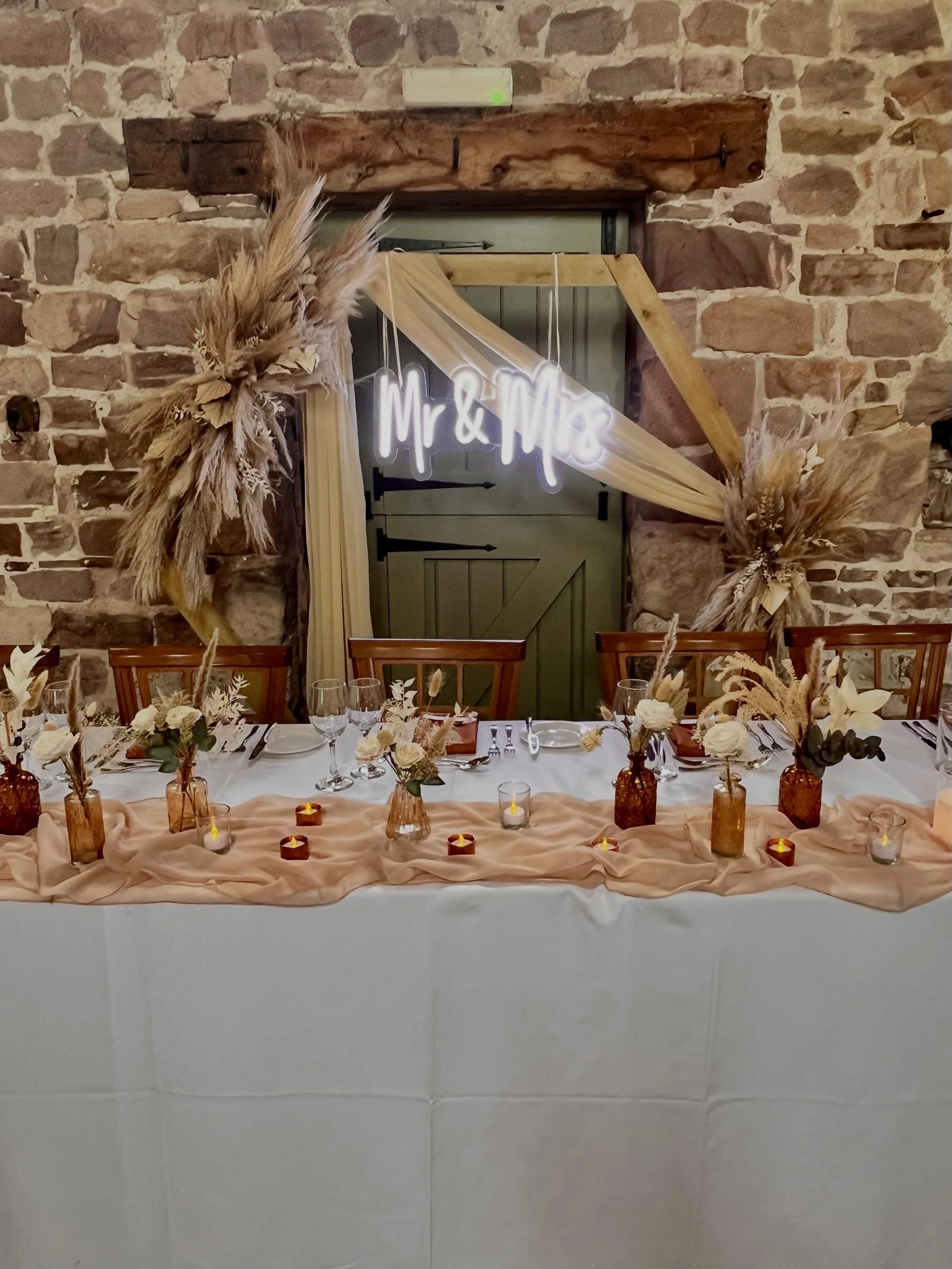 Megan &amp; Mike. A super organised bride with a clear vision. The warm terracotta tones worked beautifully with soft pampas and dried flowers in the rustic barn setting @theashesbarns 

#theashesbarns #rusticweddings #barnwedding #pampaswedding #202